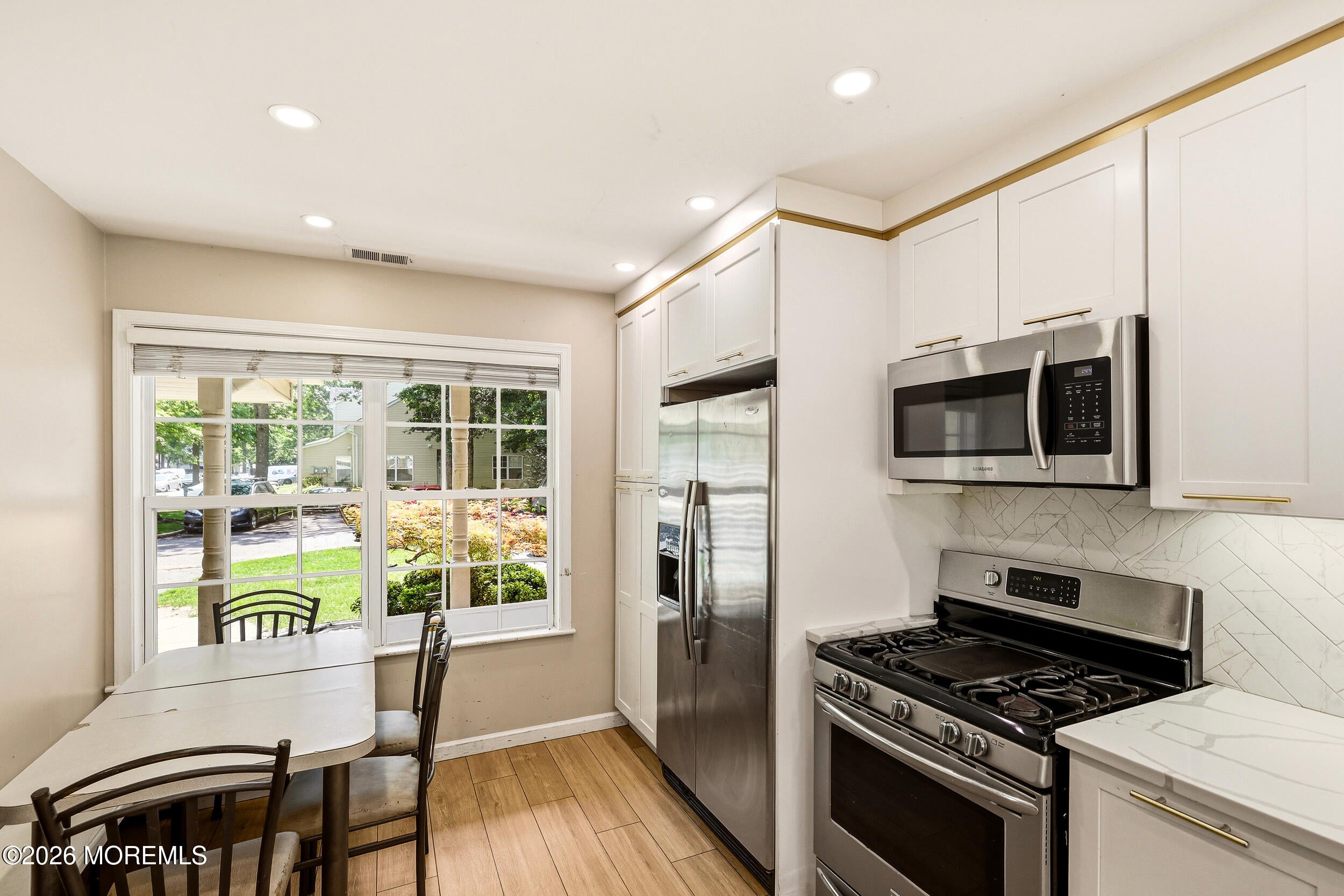 549 Woodbine Ln, Lakewood, NJ 08701 photo