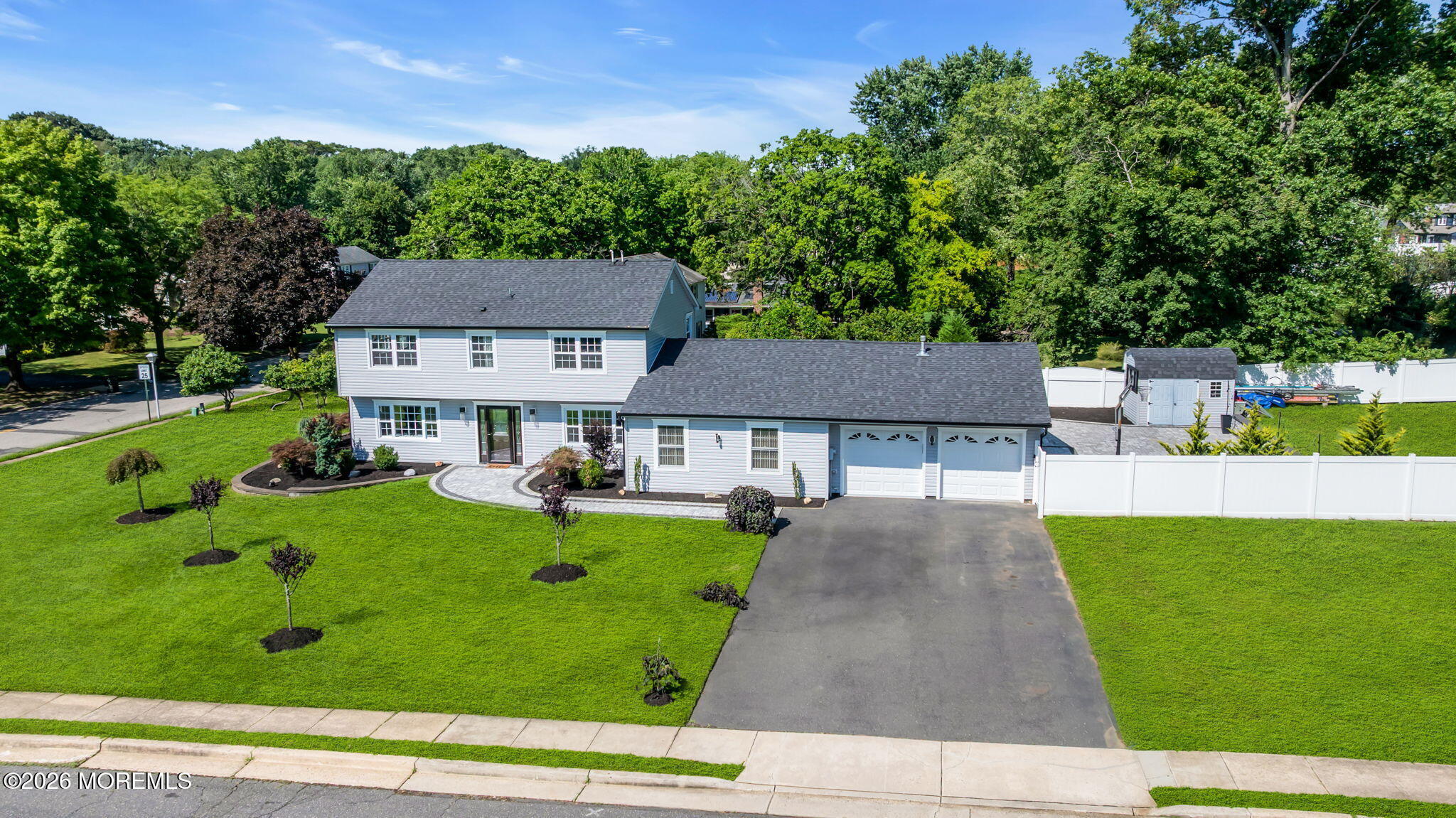 2 Girard St, Marlboro, NJ 07746