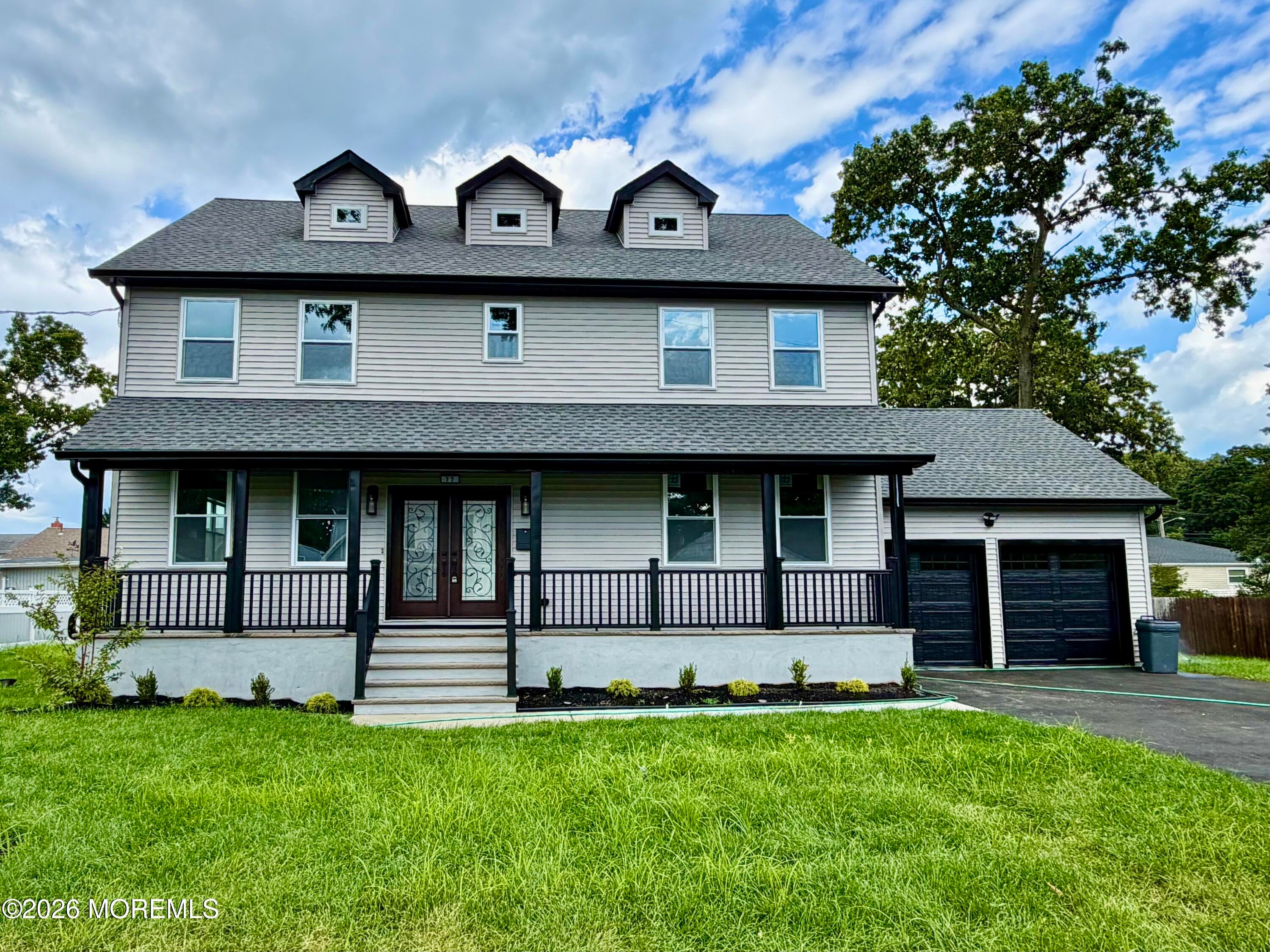77 Elm St, Spotswood, NJ 08884