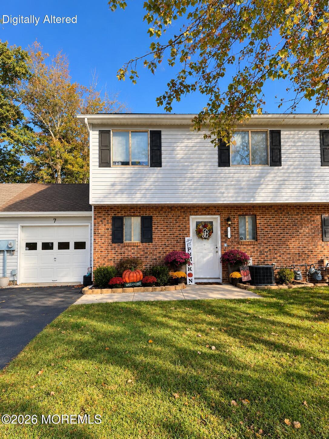7 Elizabeth Ct, Howell, NJ 07731