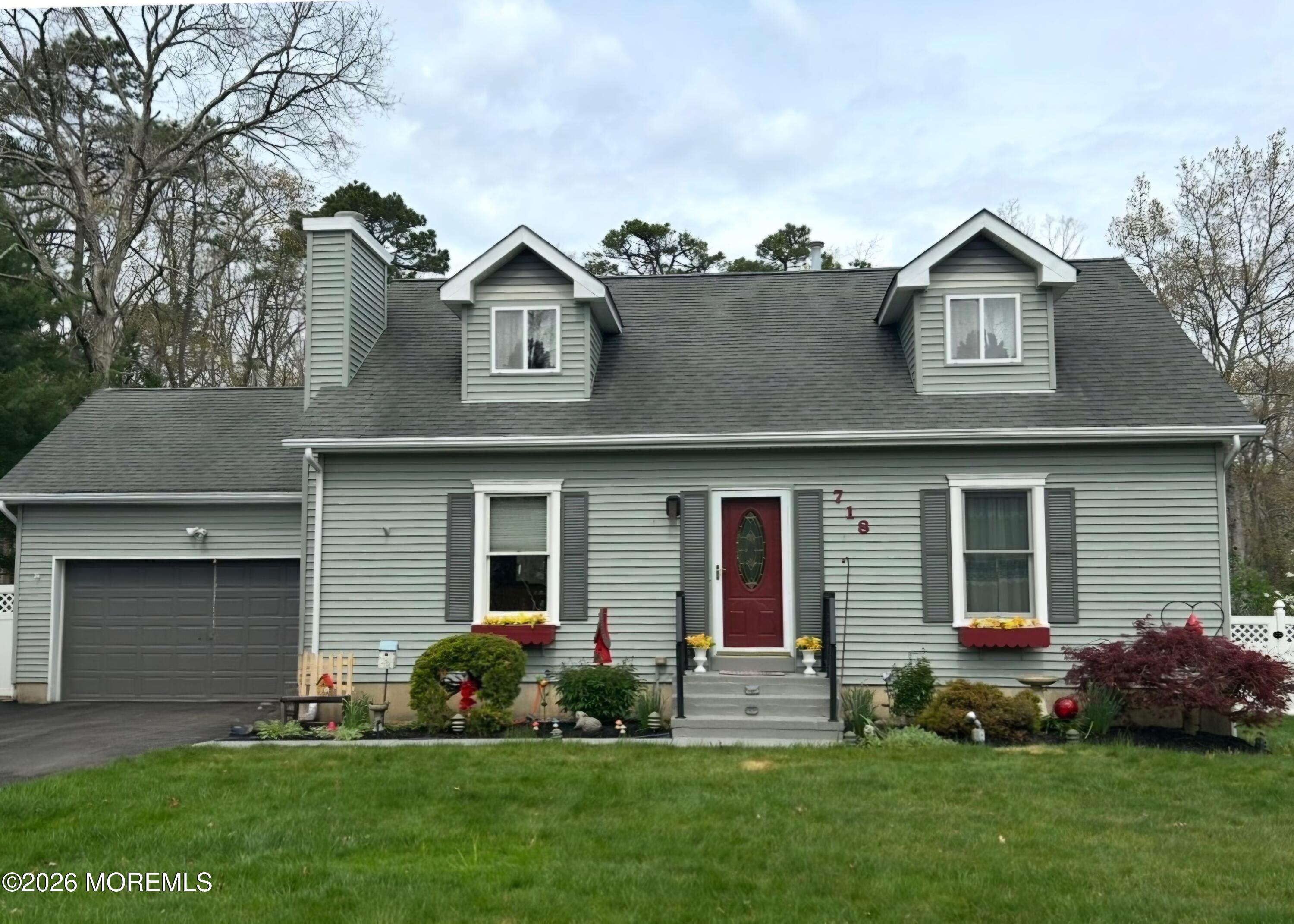 718 Princeton Rd, Lanoka Harbor, NJ 08734