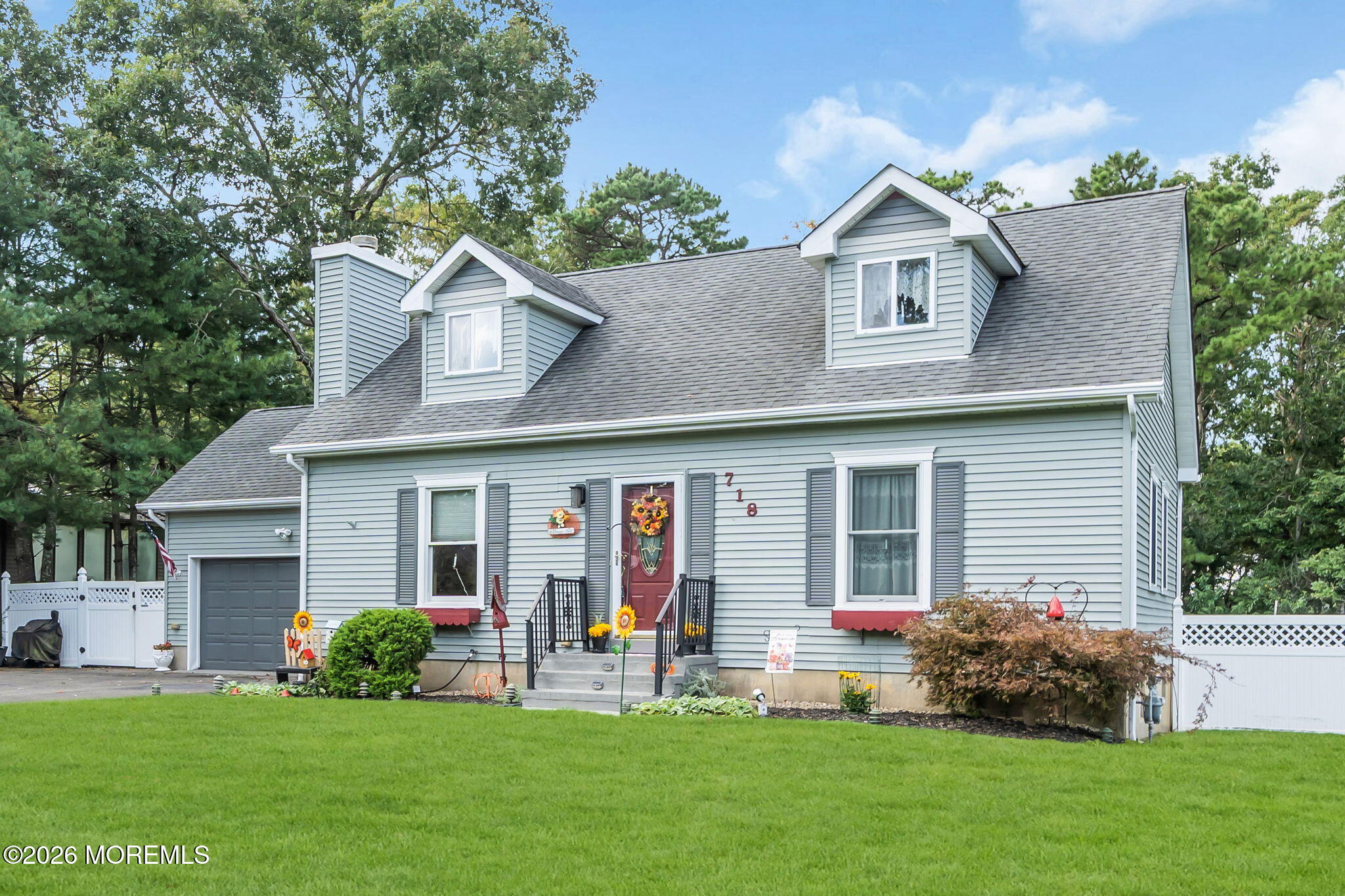 718 Princeton Rd, Lanoka Harbor, NJ 08734 photo