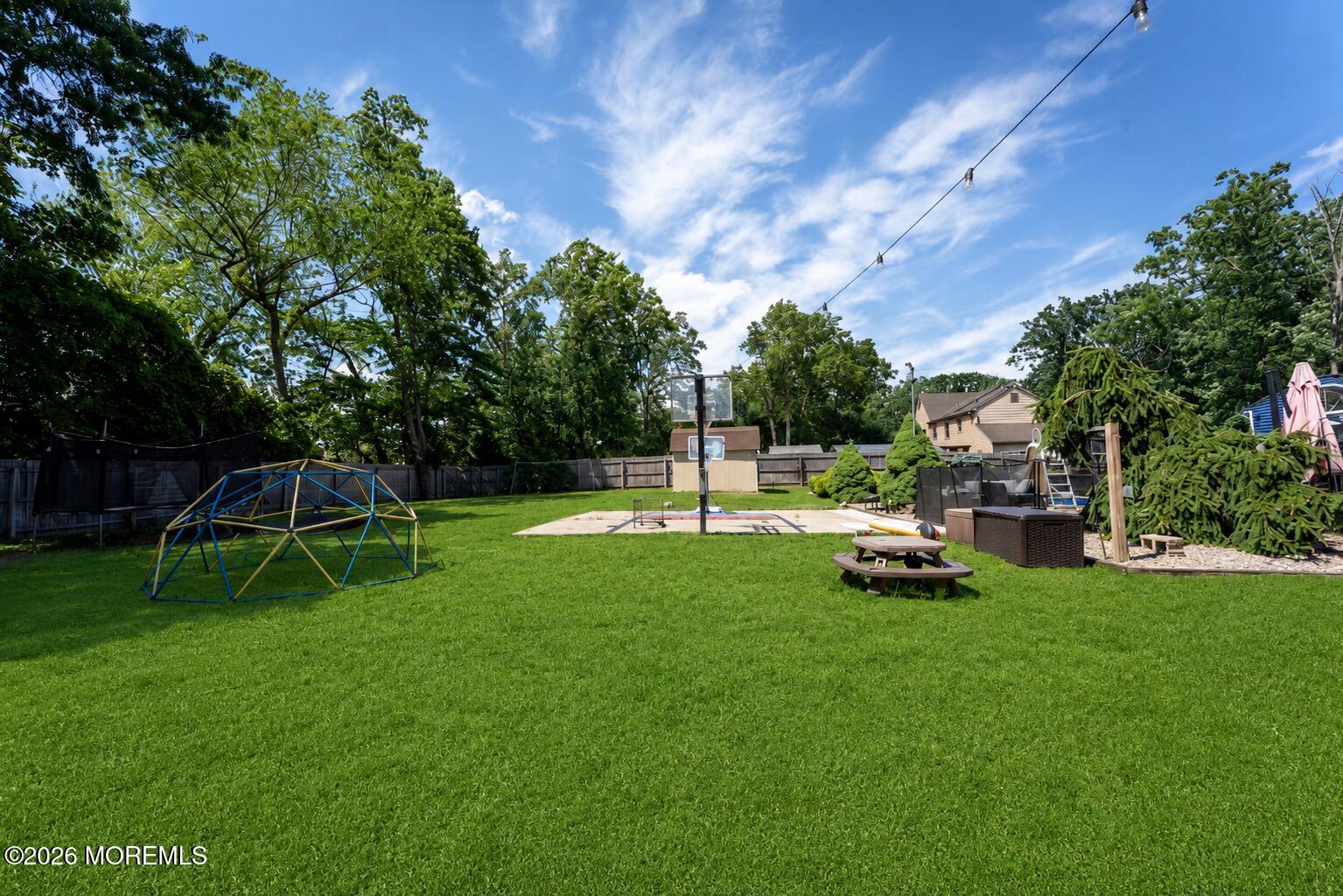 1908 Kenilworth Ct, Toms River, NJ 08753 photo