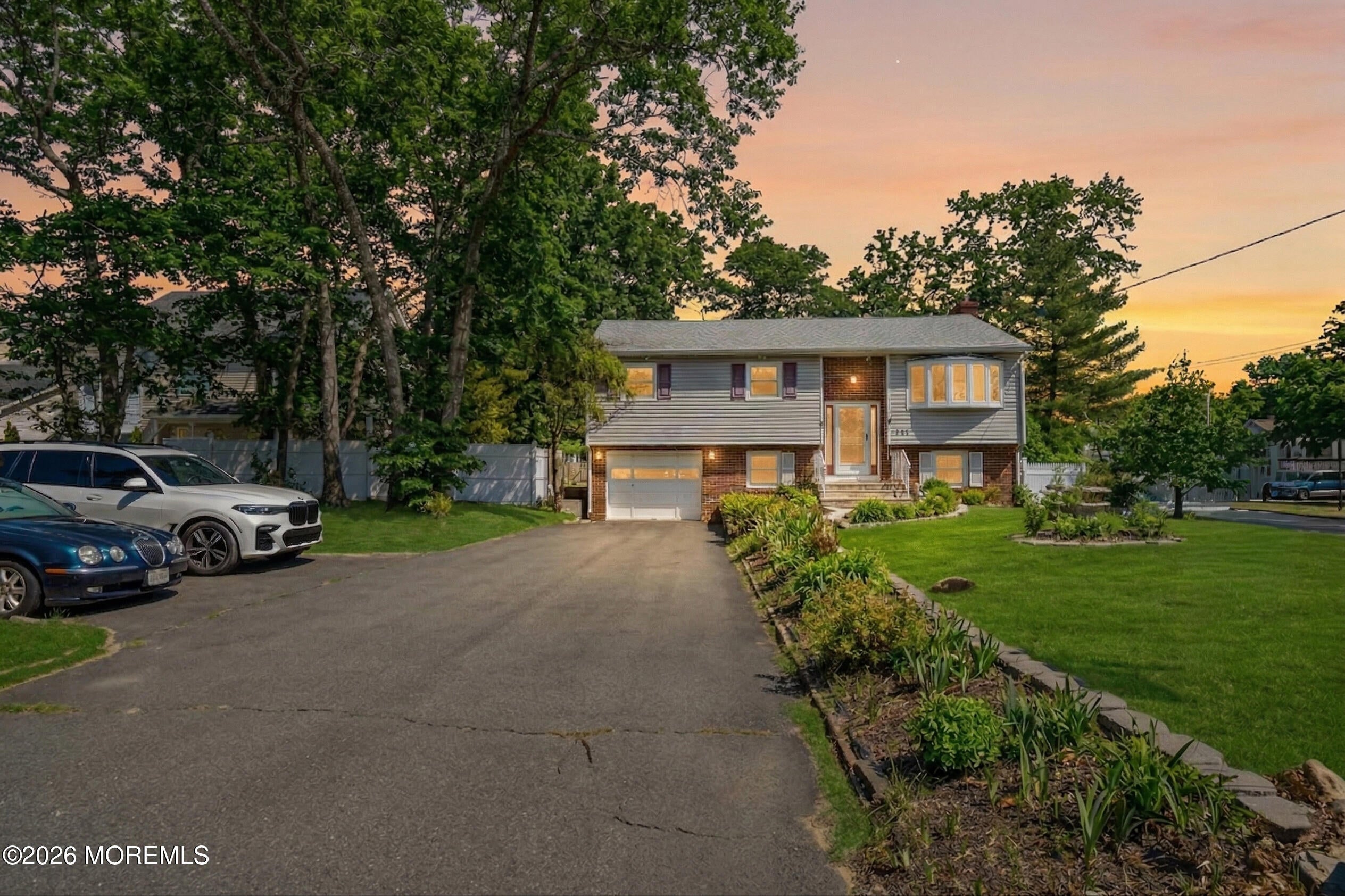 271 Joe Parker Rd, Lakewood, NJ 08701
