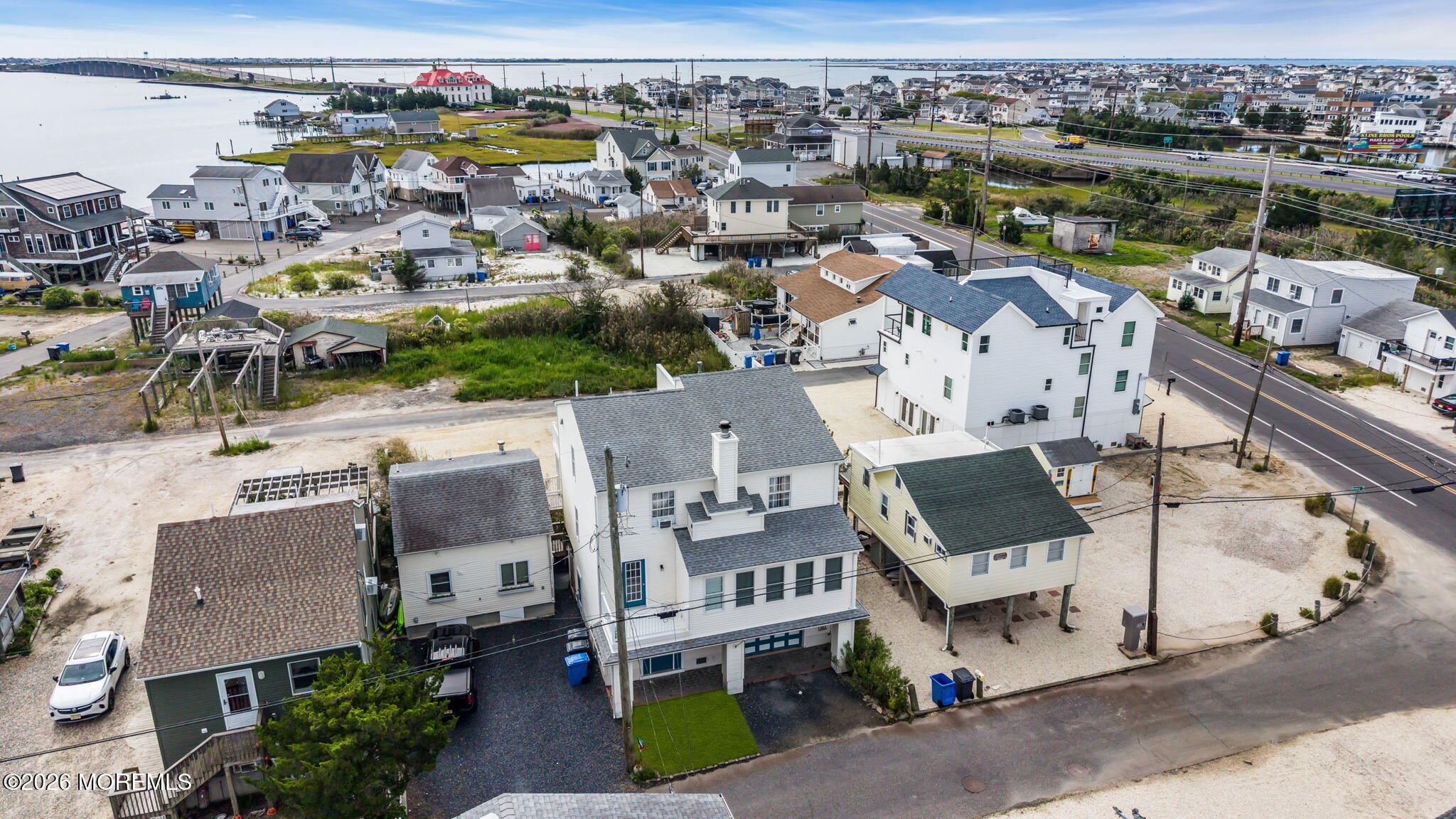 11 Avenue D, Manahawkin, NJ 08050