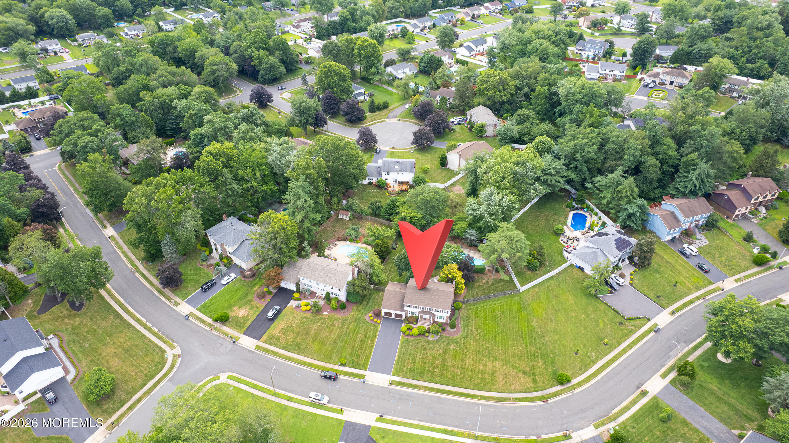 20 Cooperhawk Dr, Manalapan, NJ 07726 photo