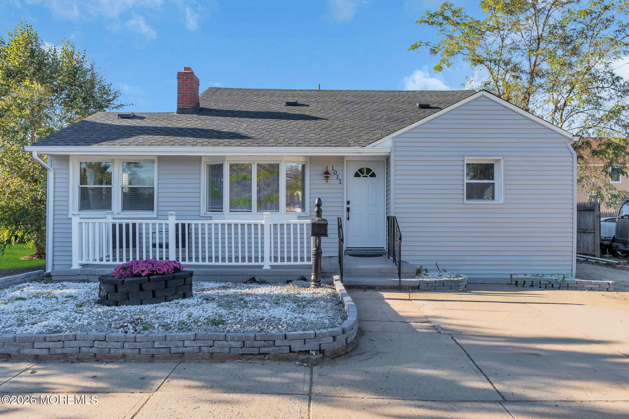 1011 Florence Ave, Union Beach, NJ 07735