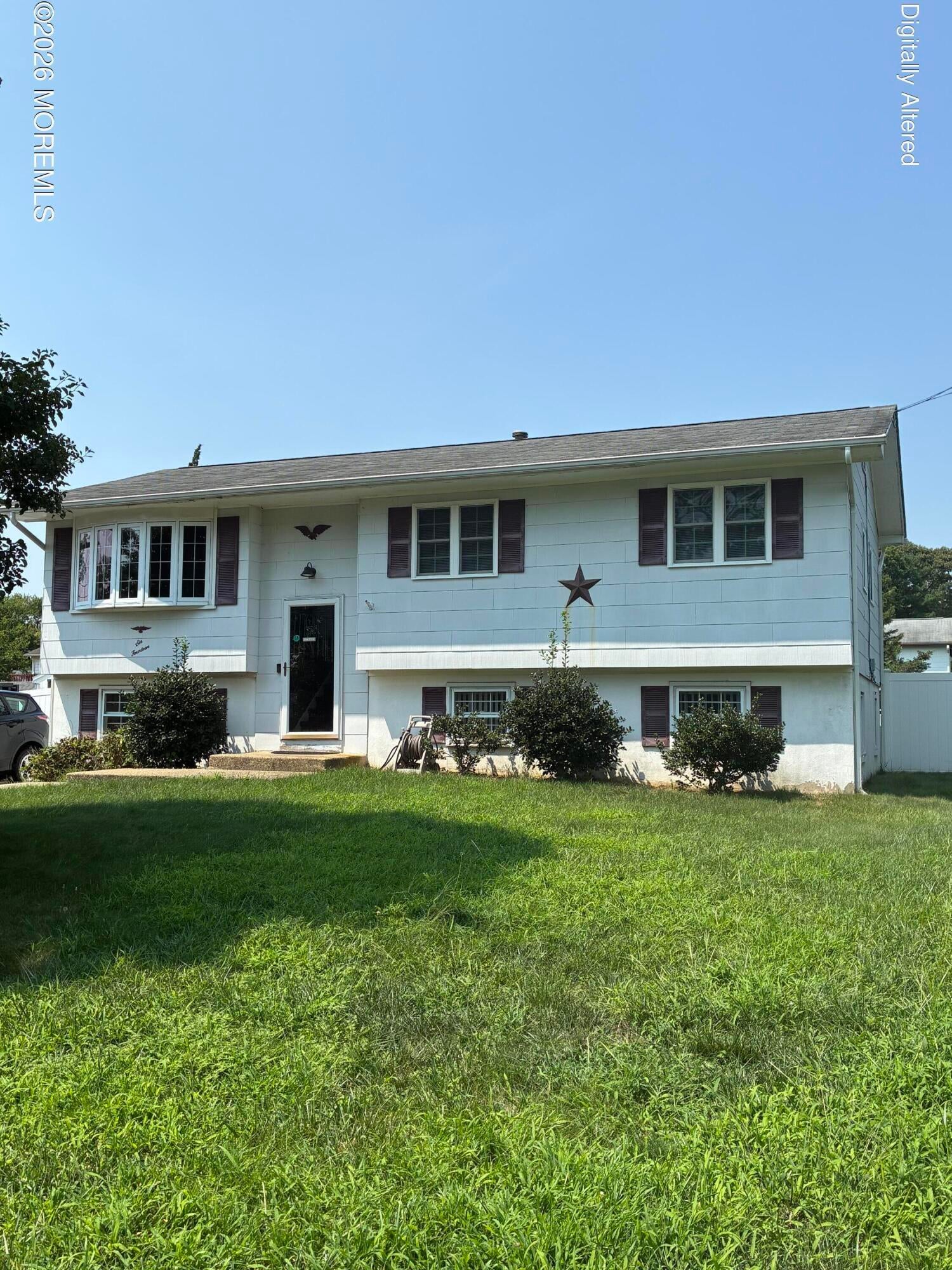 614 Vaughn Ave, Toms River, NJ 08753