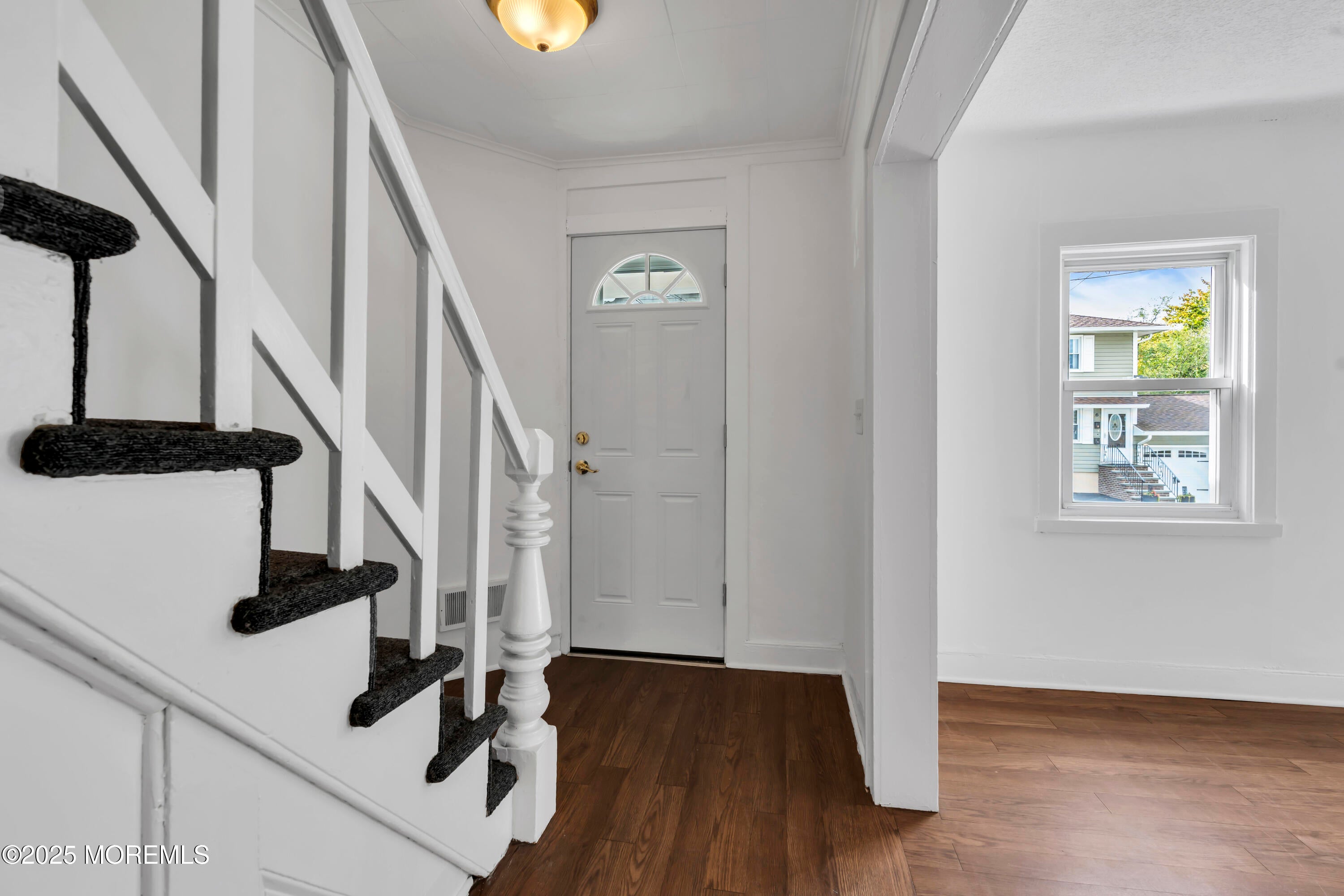9 Fountain Ave, Matawan, NJ 07747 photo