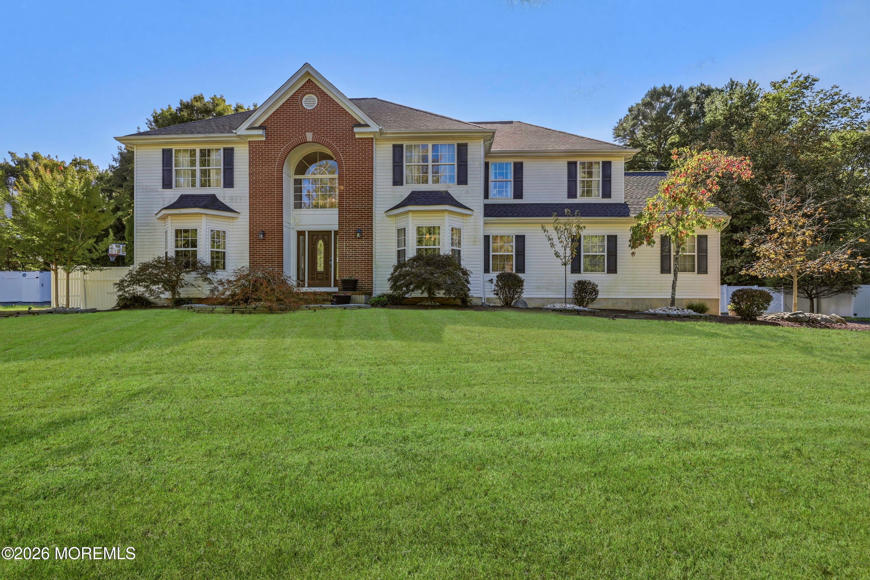 7 Arboretum Dr, Jackson, NJ 08527