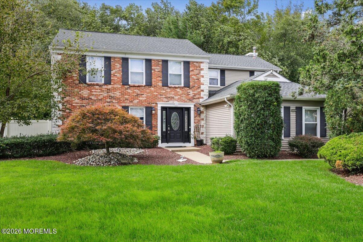 1 Salem Ln, Manalapan, NJ 07726