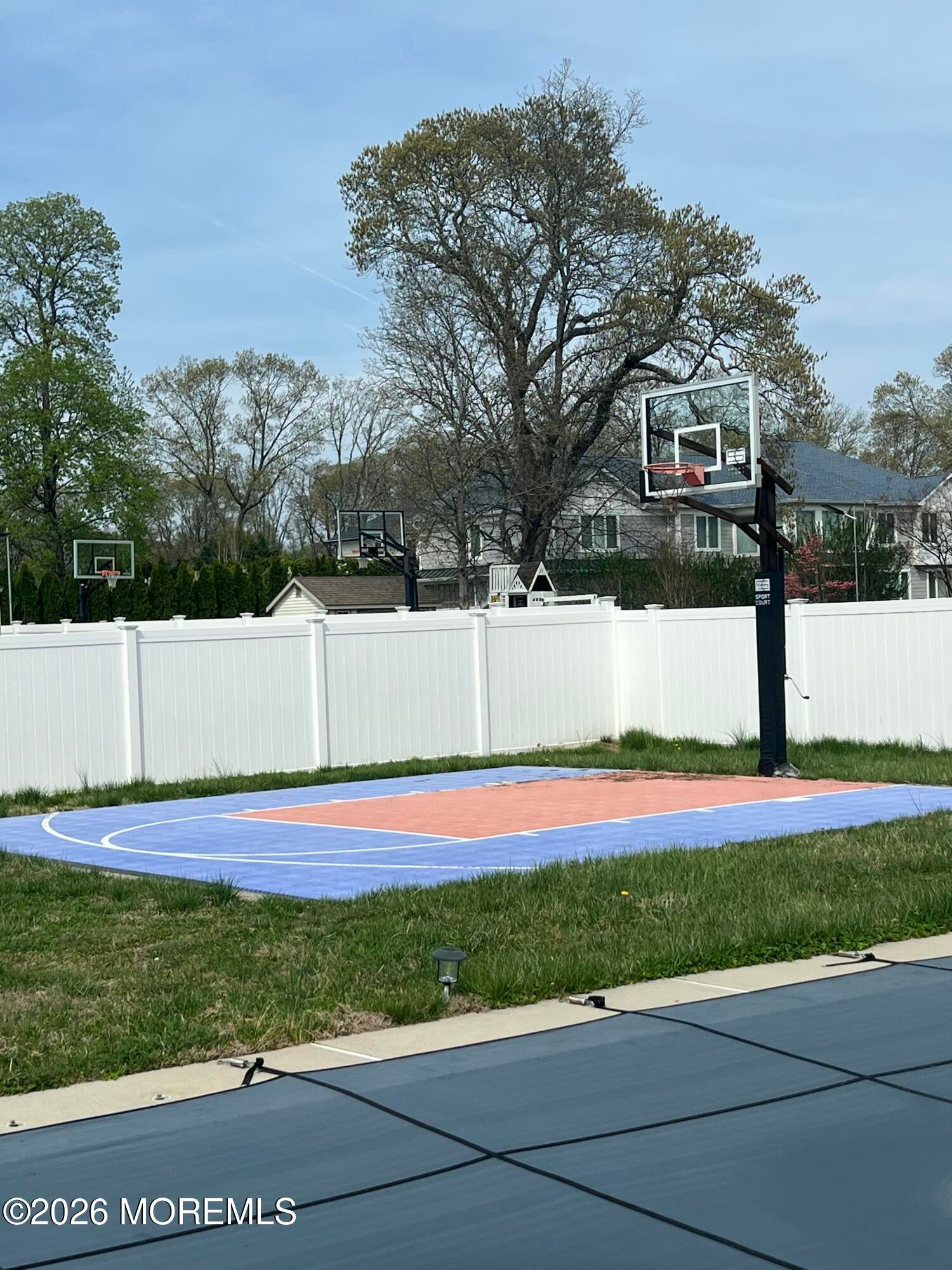 317 Roosevelt Ave, Oakhurst, NJ 07755 photo