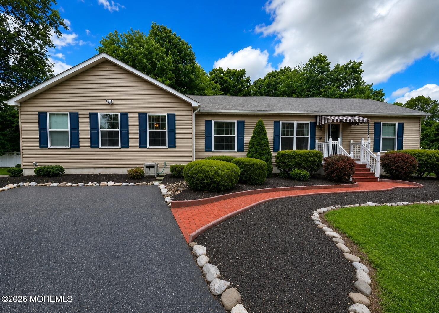 49 Flannigan Dr, Howell, NJ 07731