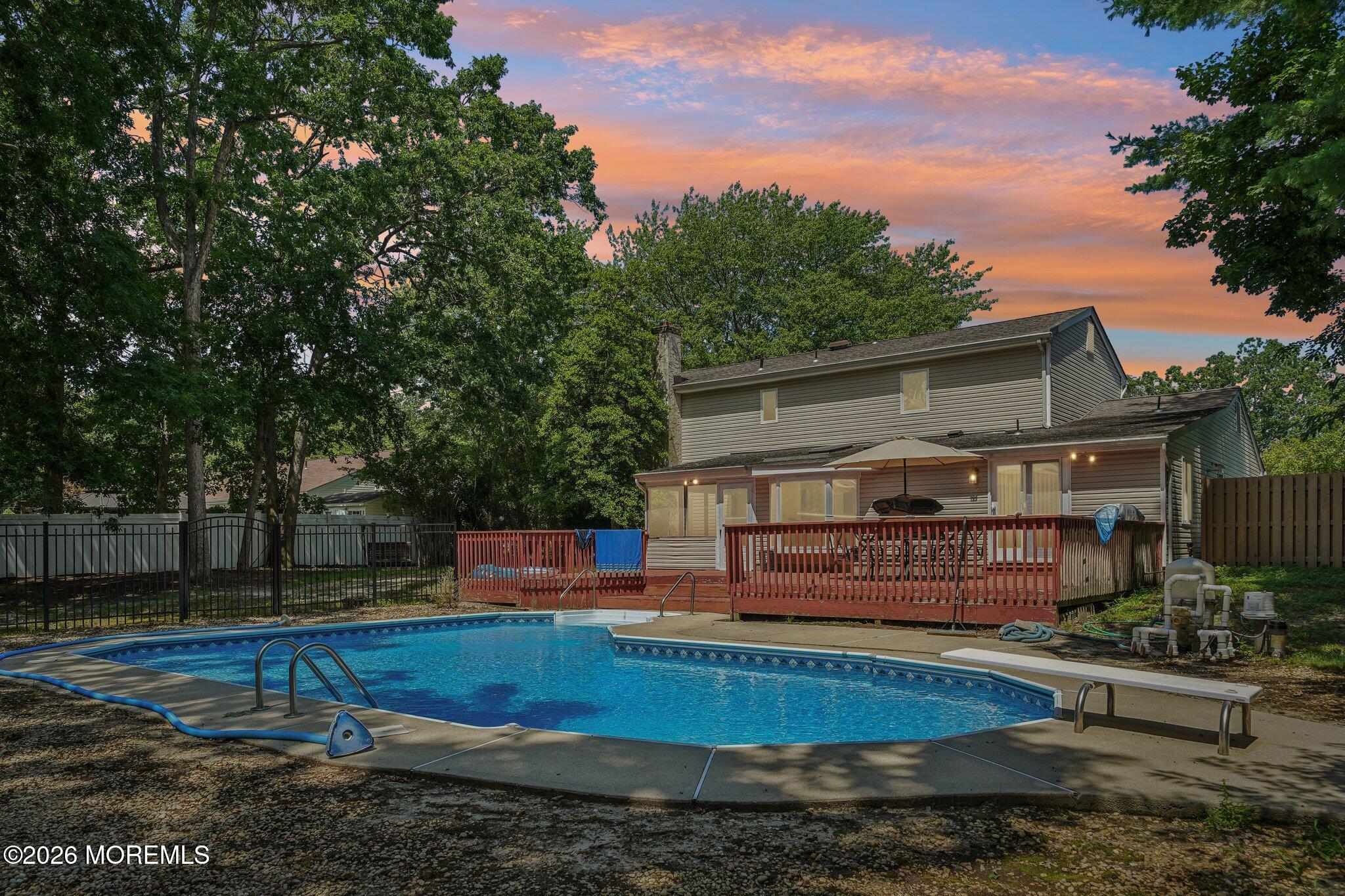 160 Stowe St, Toms River, NJ 08753 photo
