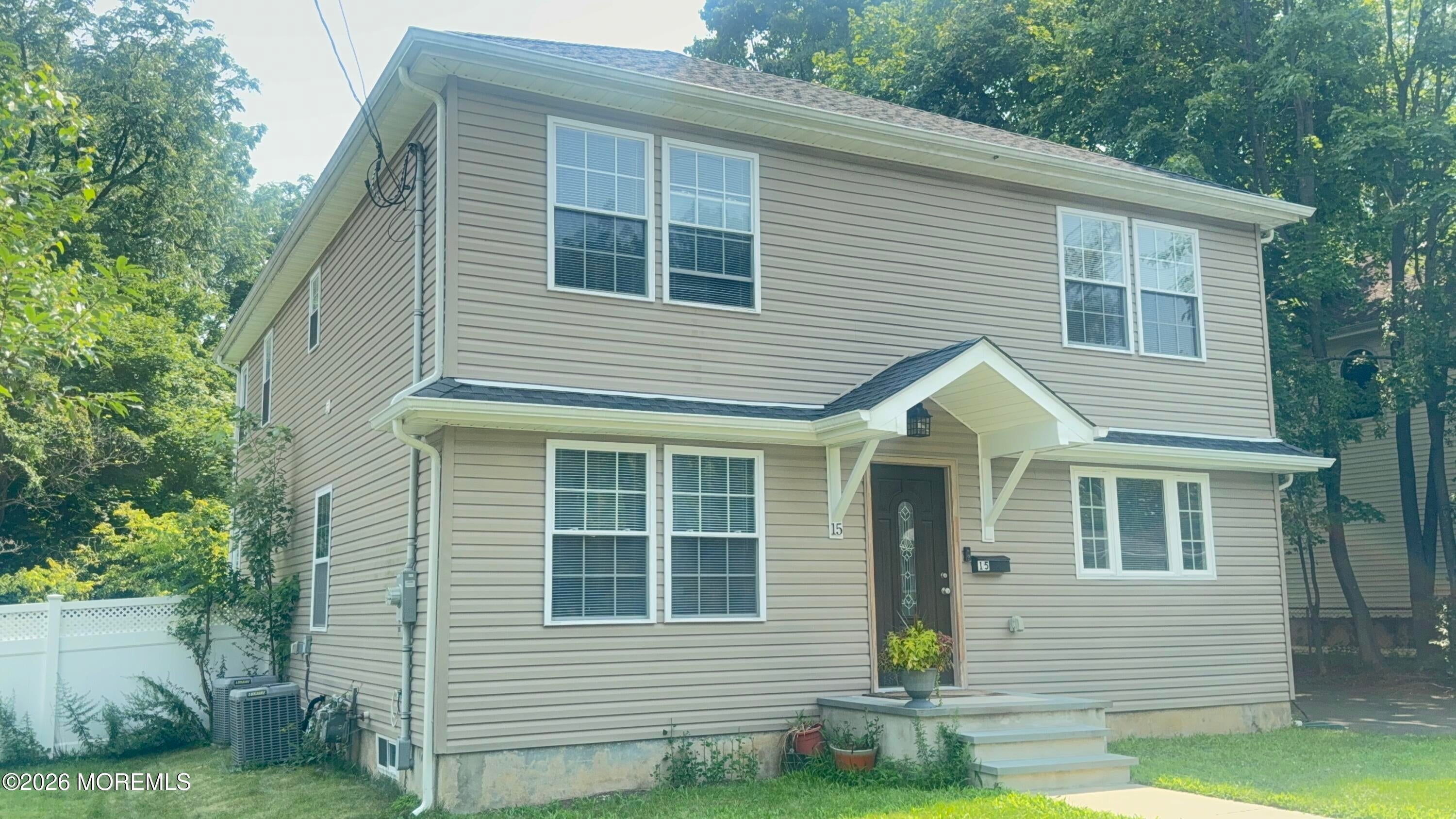 15 William St, Tinton Falls, NJ 07724