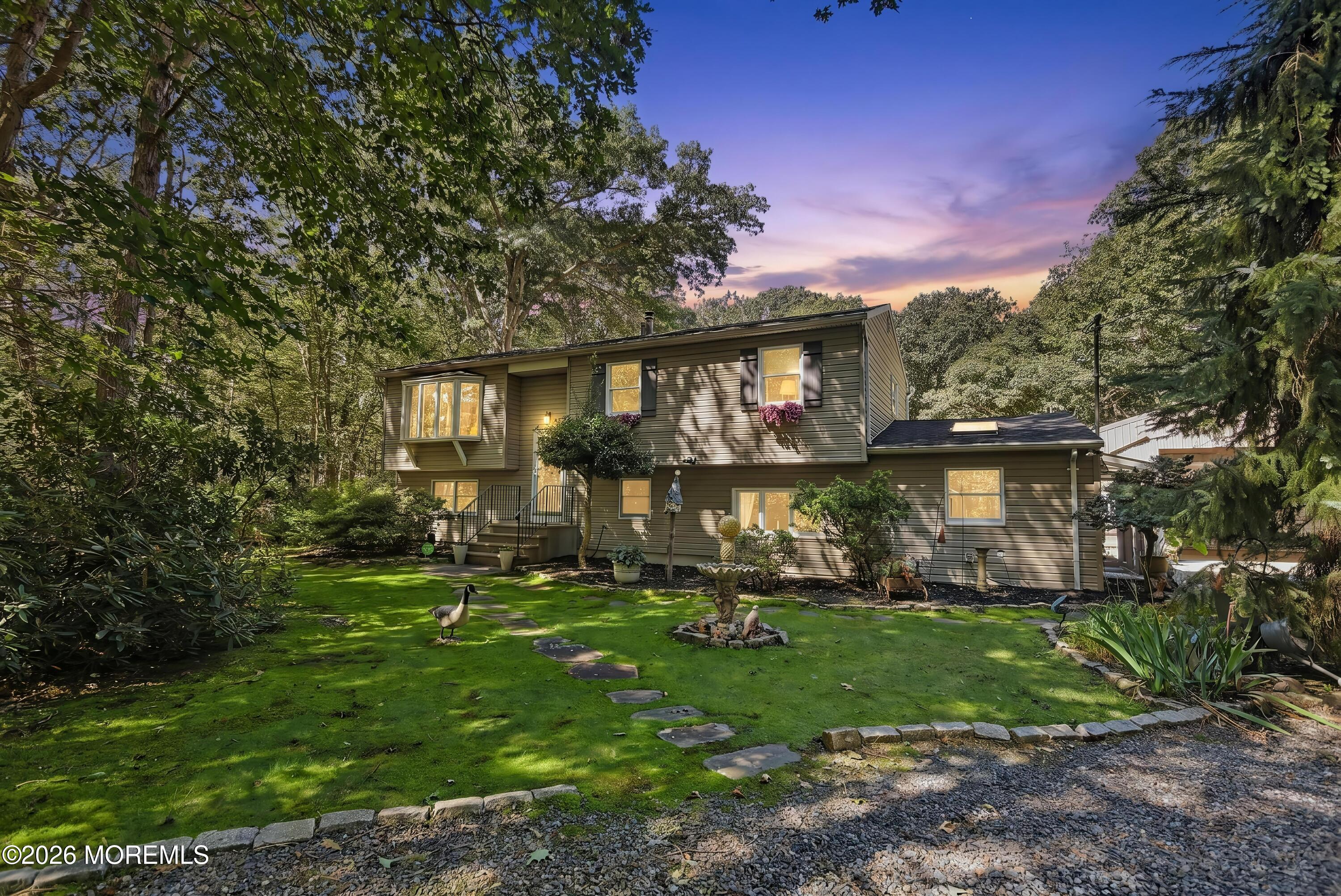 347 Millstream Rd, Cream Ridge, NJ 08514