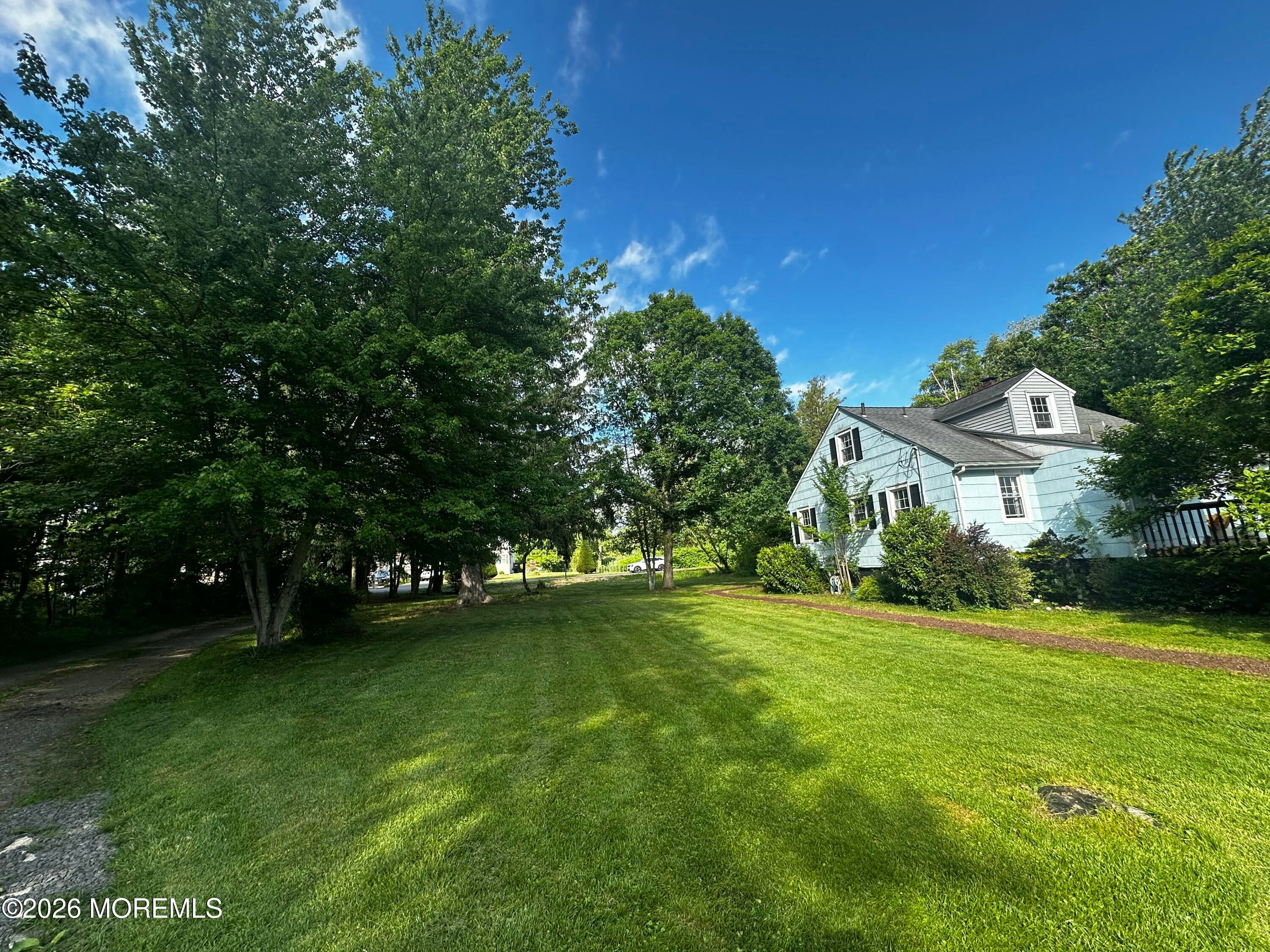 51 Smith St, Howell, NJ 07731 photo