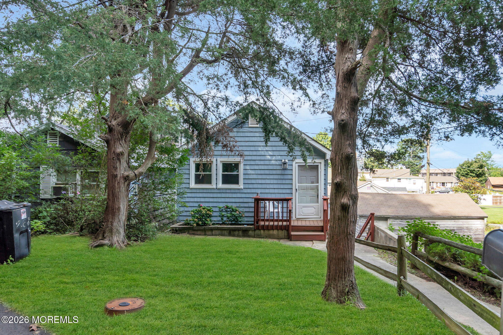 266 Bayside Dr, Highlands, NJ 07732