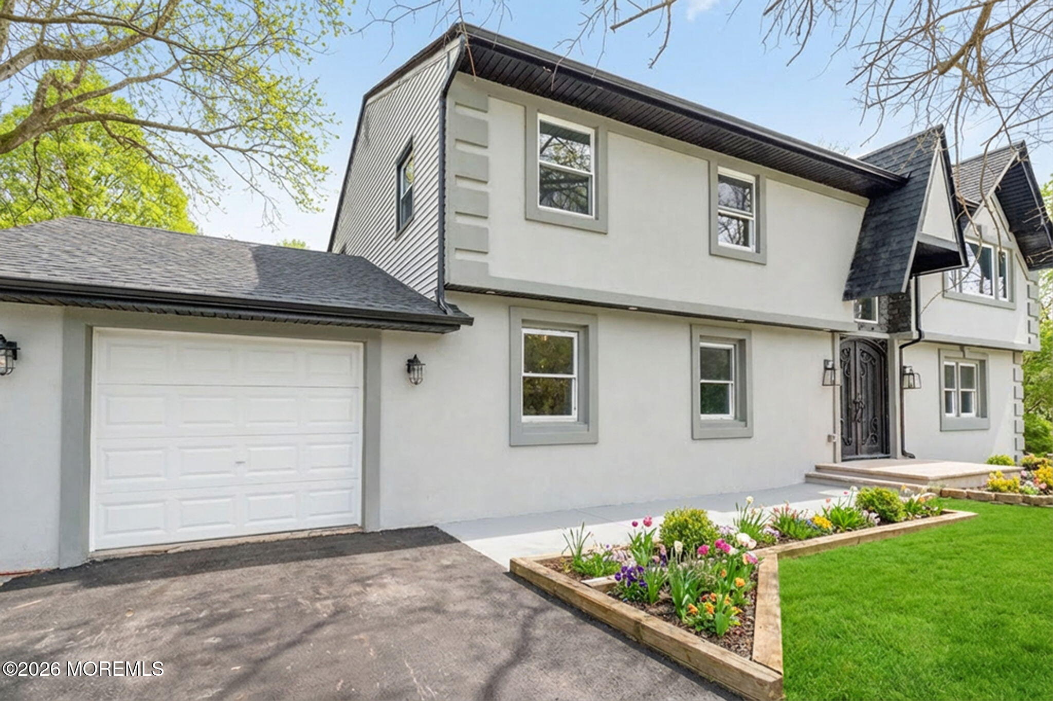 6 Storer Ct, Morganville, NJ 07751 photo