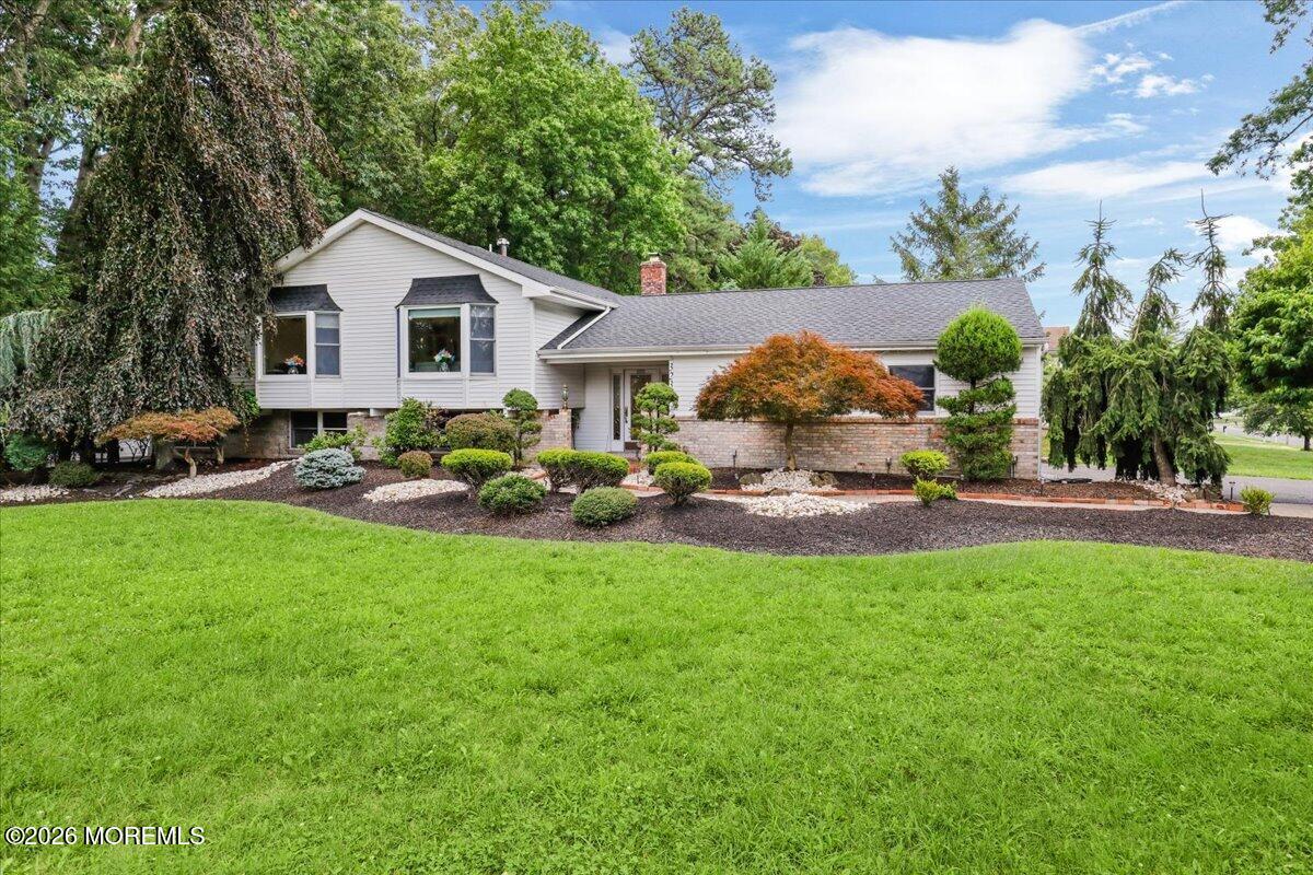 323 Union Hill Rd, Manalapan, NJ 07726 photo