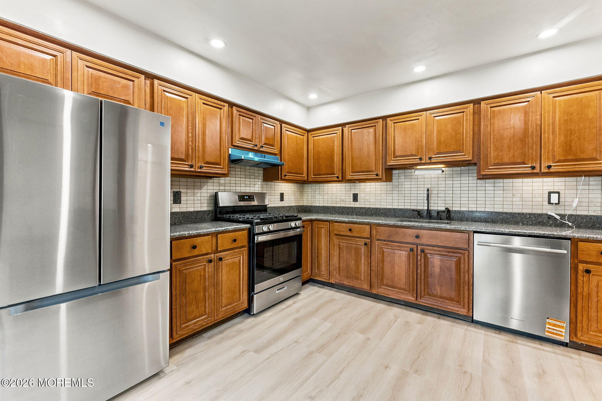 318 Balsam Ct, Howell, NJ 07731 photo
