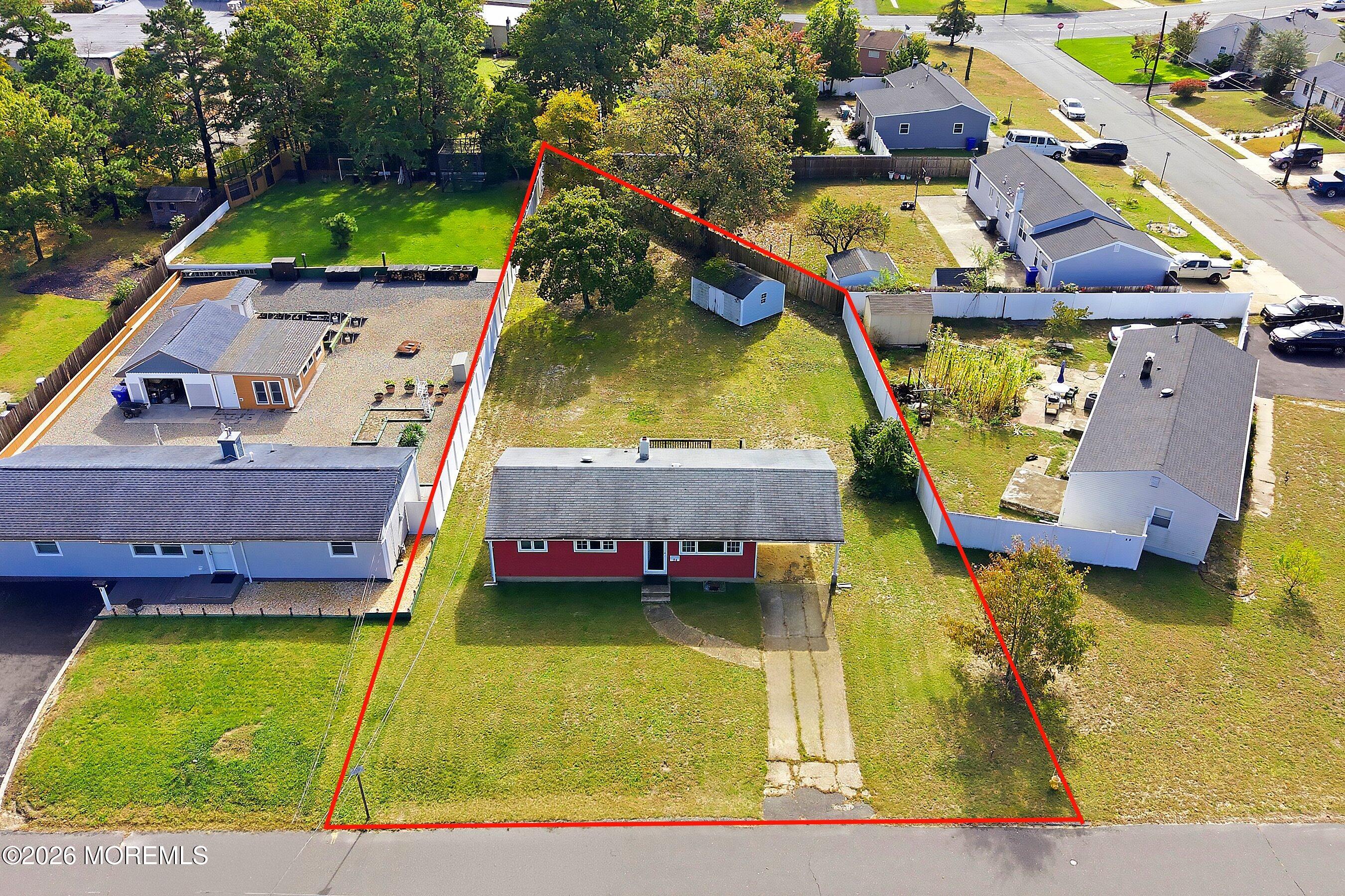 84 Lakeland Dr, Brick, NJ 08723