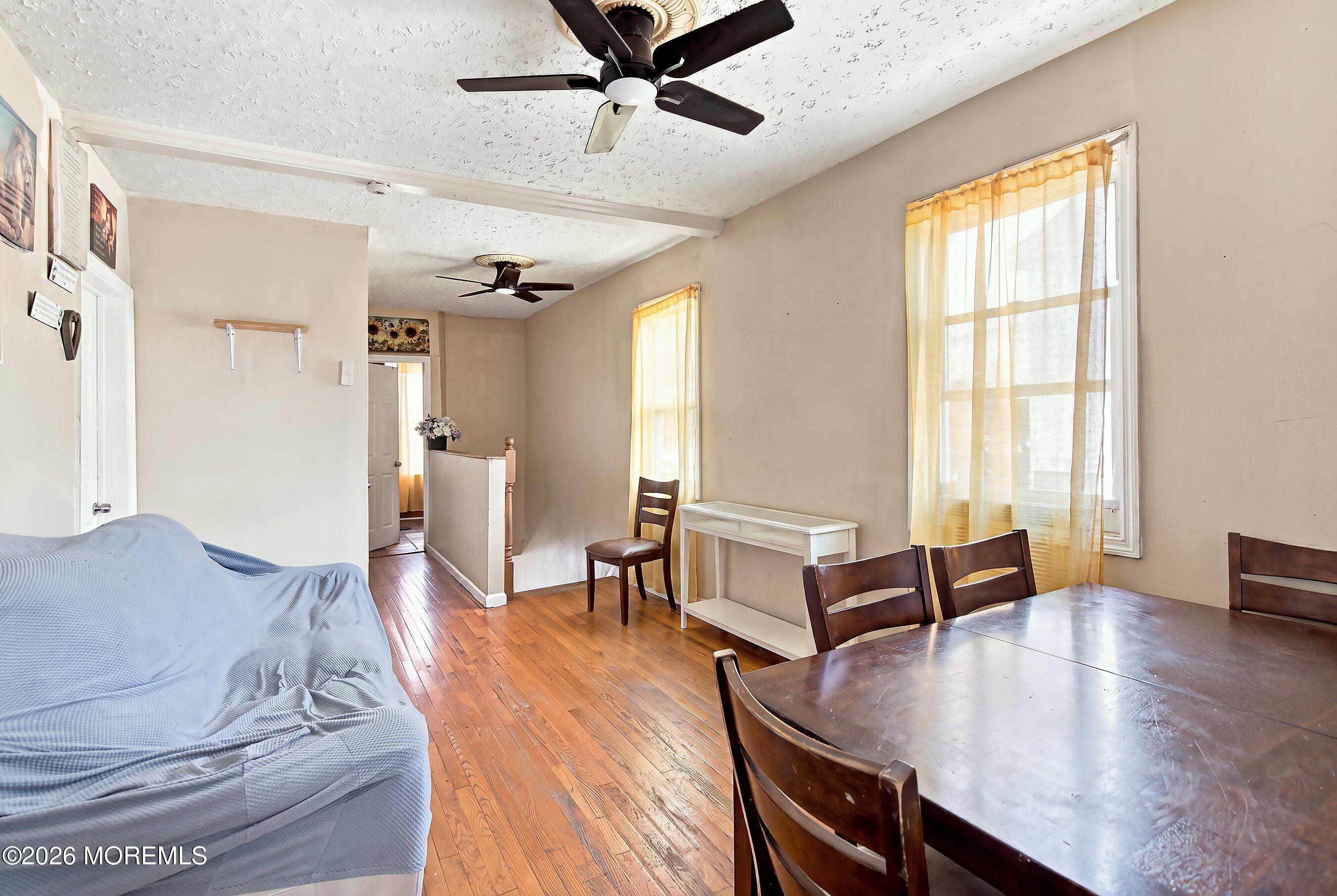 40 Throop Ave, New Brunswick, NJ 08901 photo