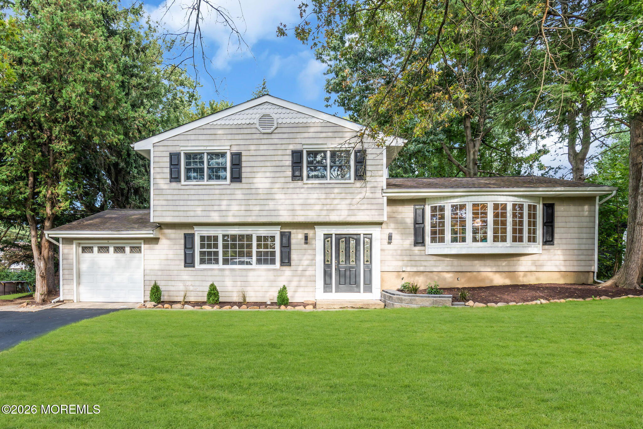 52 Ryders Ln, East Brunswick, NJ 08816