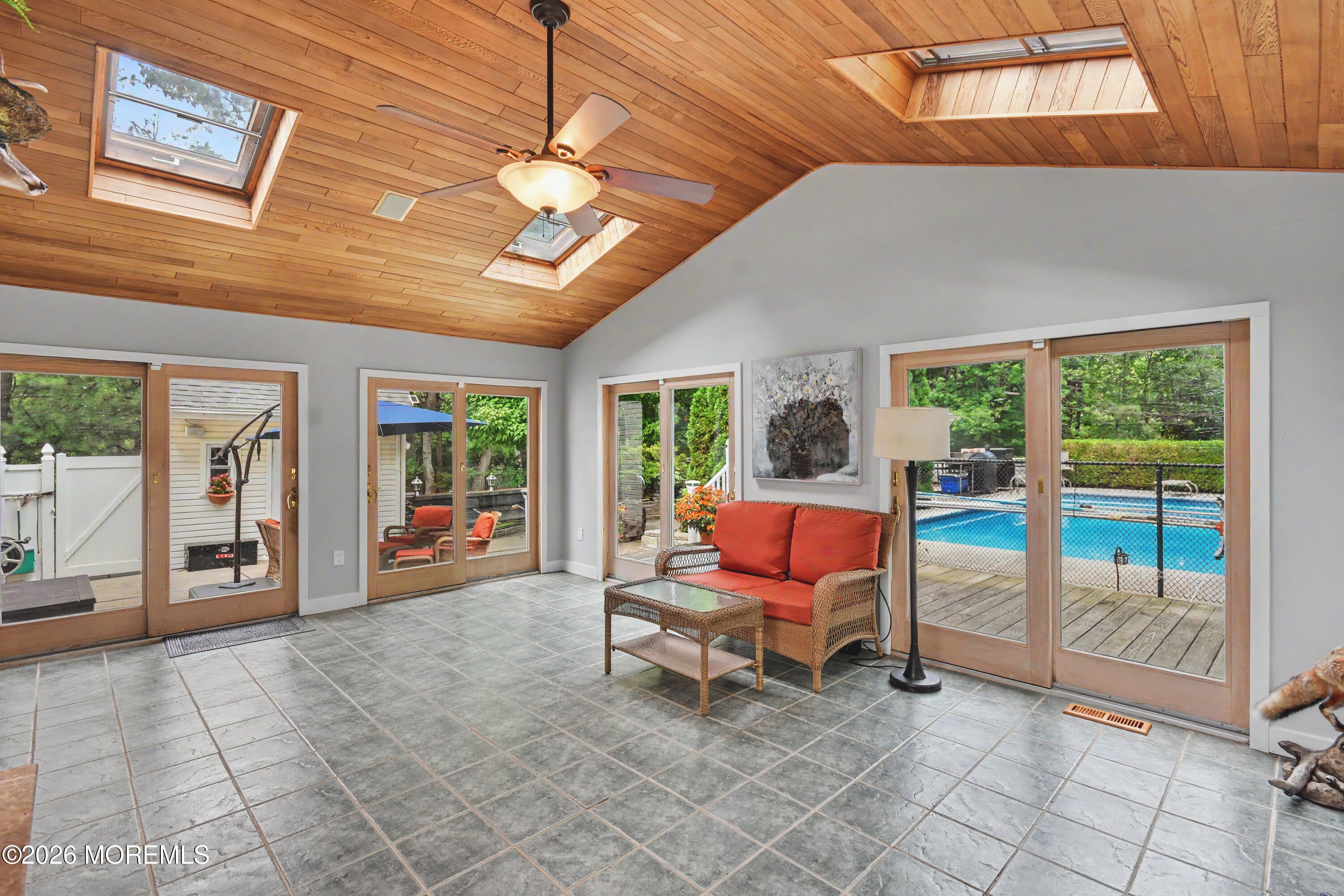 51 Claridge Dr, Jackson, NJ 08527 photo