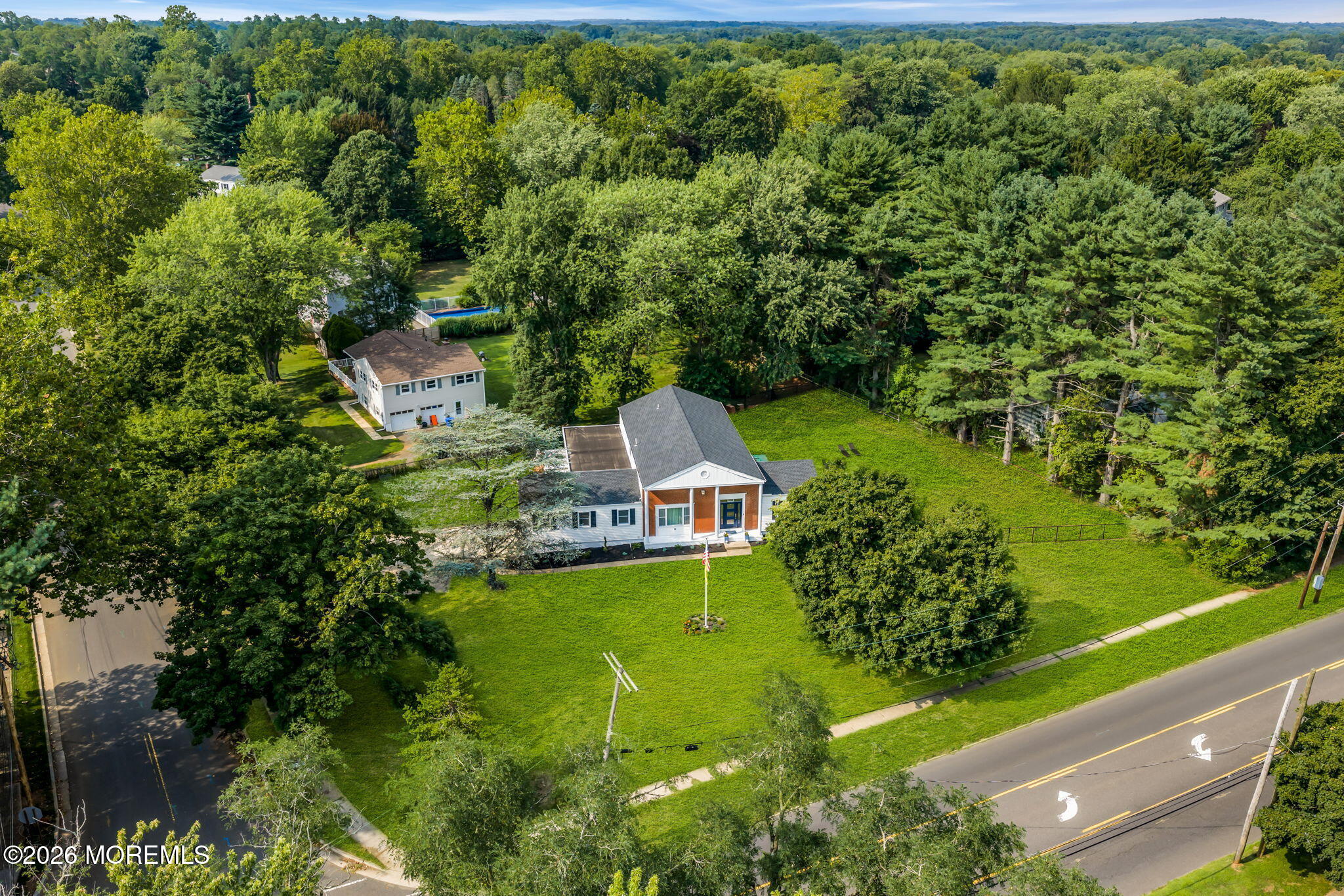 647 Colts Neck Rd, Freehold, NJ 07728 photo