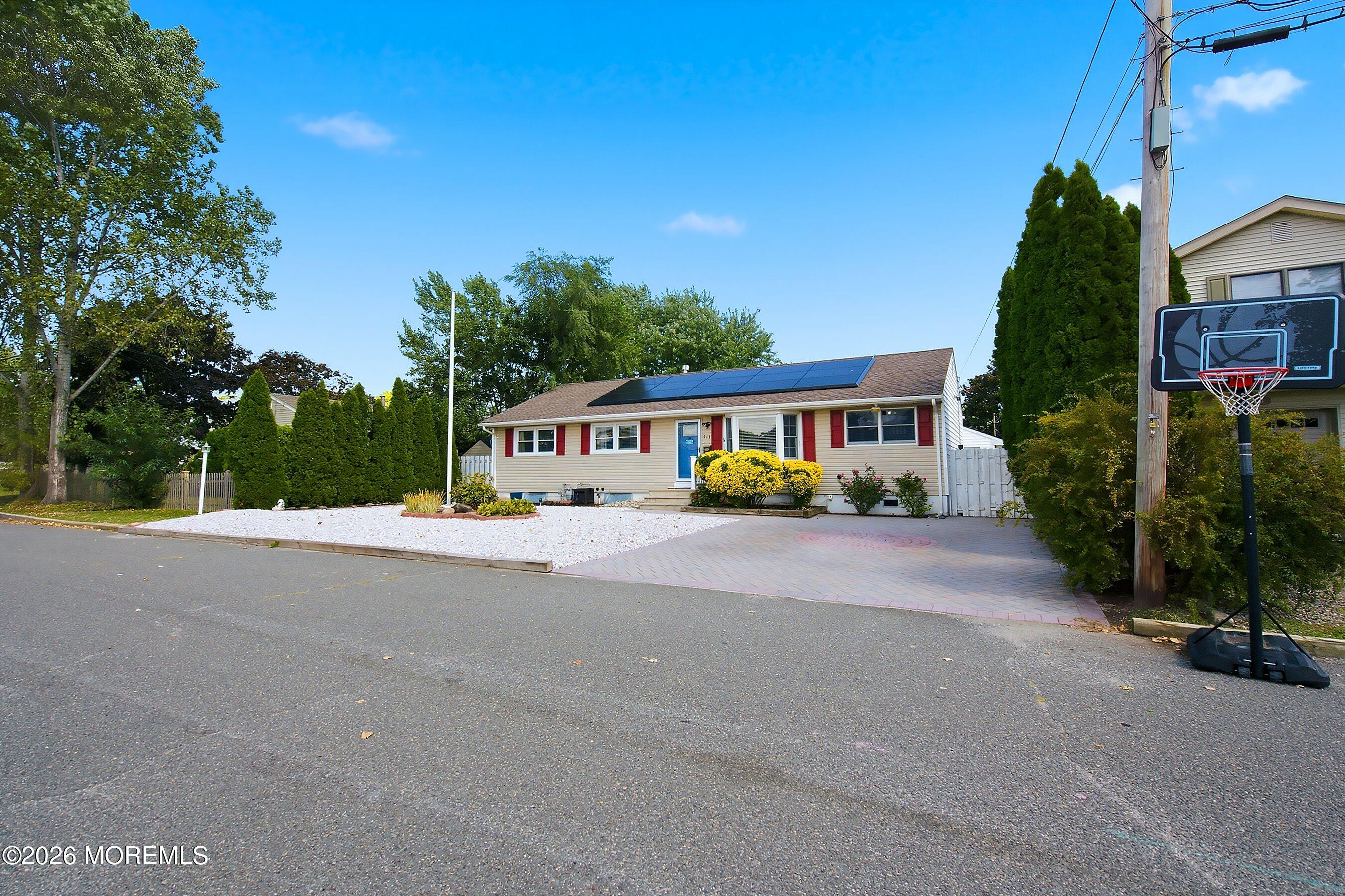 213 Lorraine Pl, Brick, NJ 08724 photo