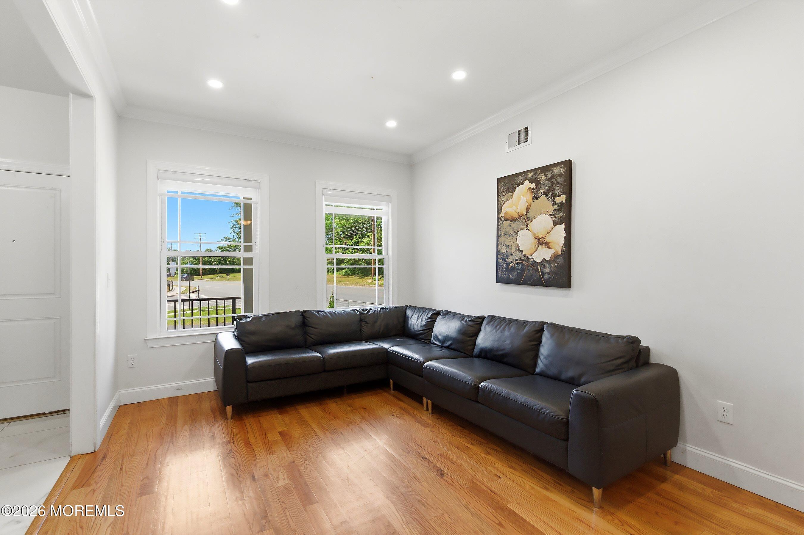 123 N Zinfandel Rd, Lakewood, NJ 08701 photo