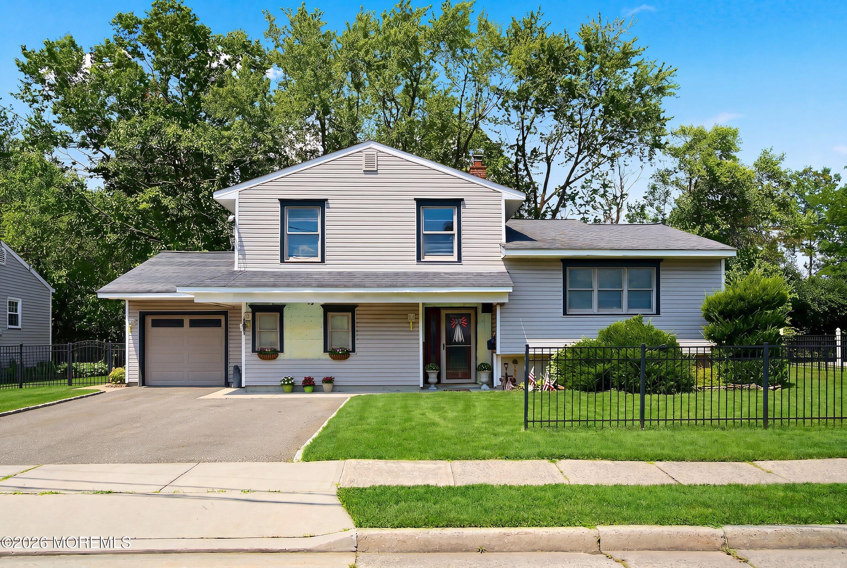 29 Brian Rd, Edison, NJ 08817 photo