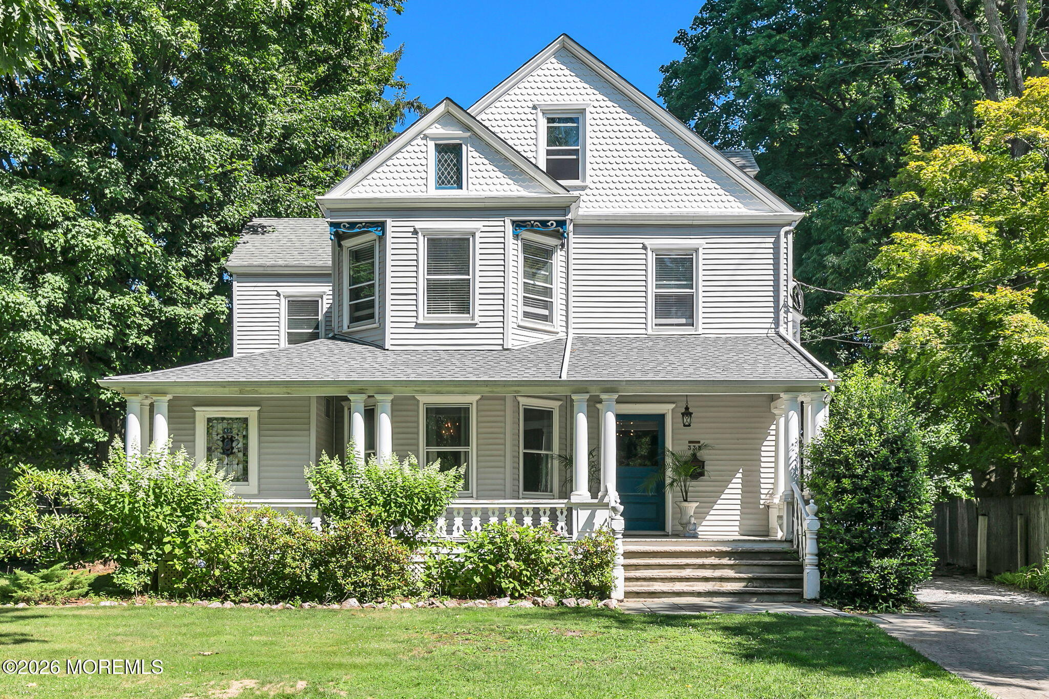 333 Sycamore Ave, Shrewsbury Boro, NJ 07702