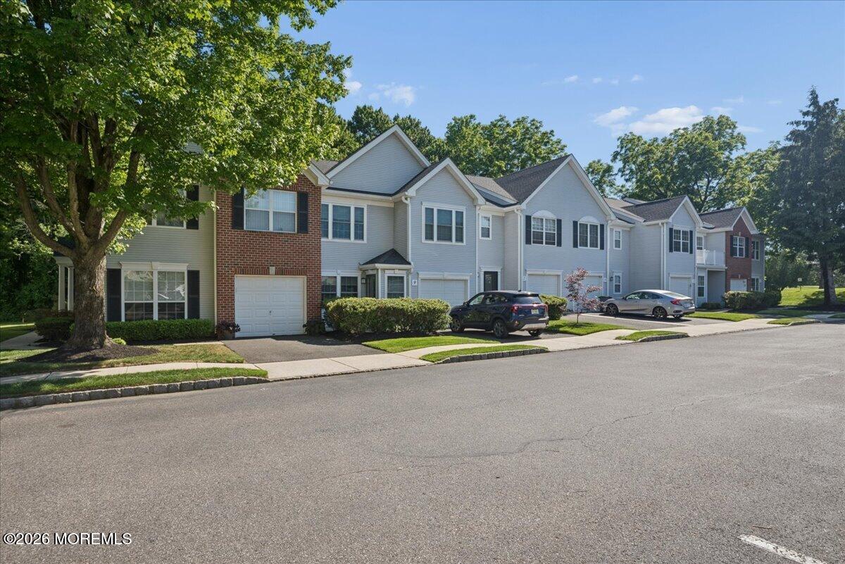 3 Whitemarsh Dr, Manalapan, NJ 07726 photo