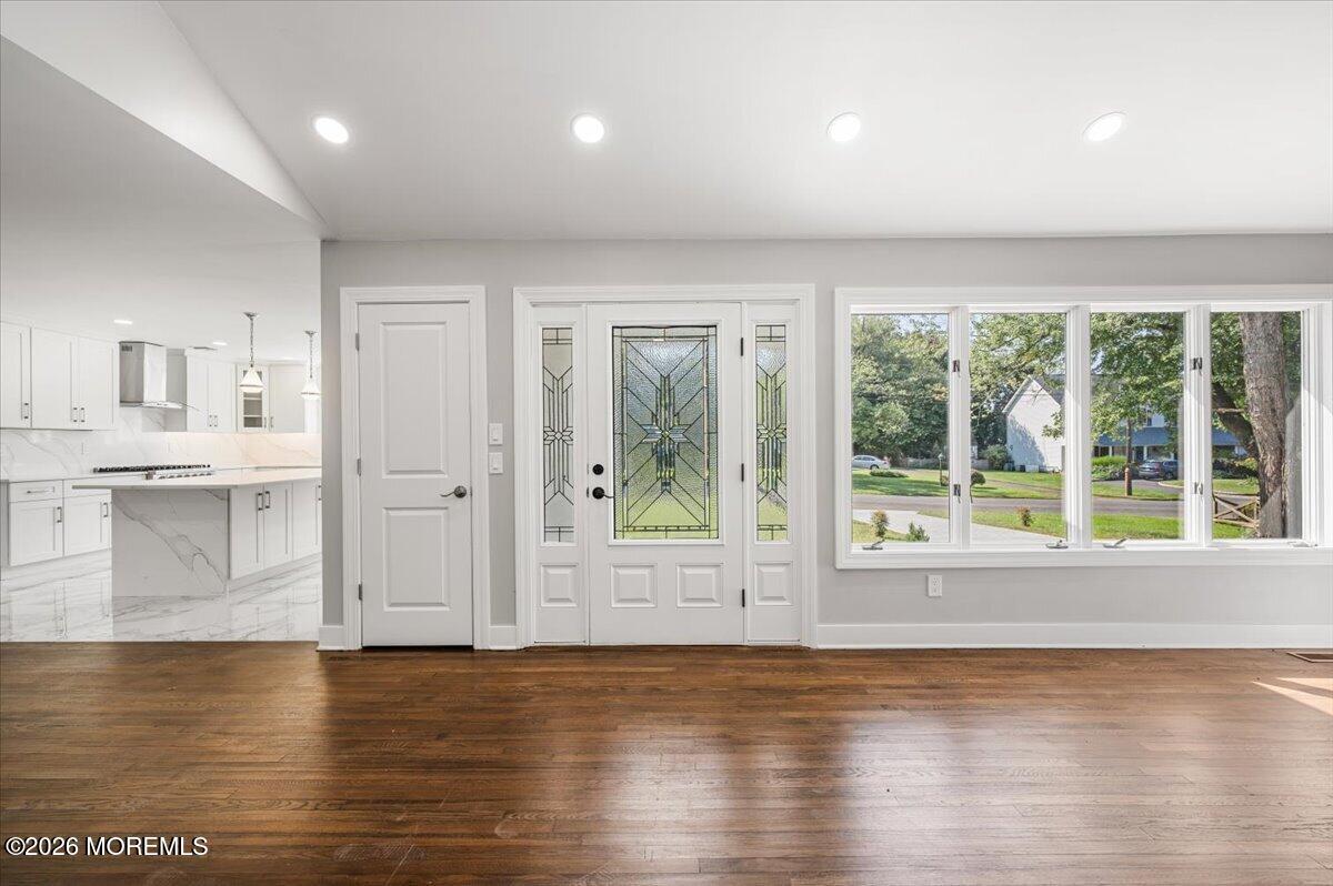 146 Bruce Rd, Middletown, NJ 07701 photo