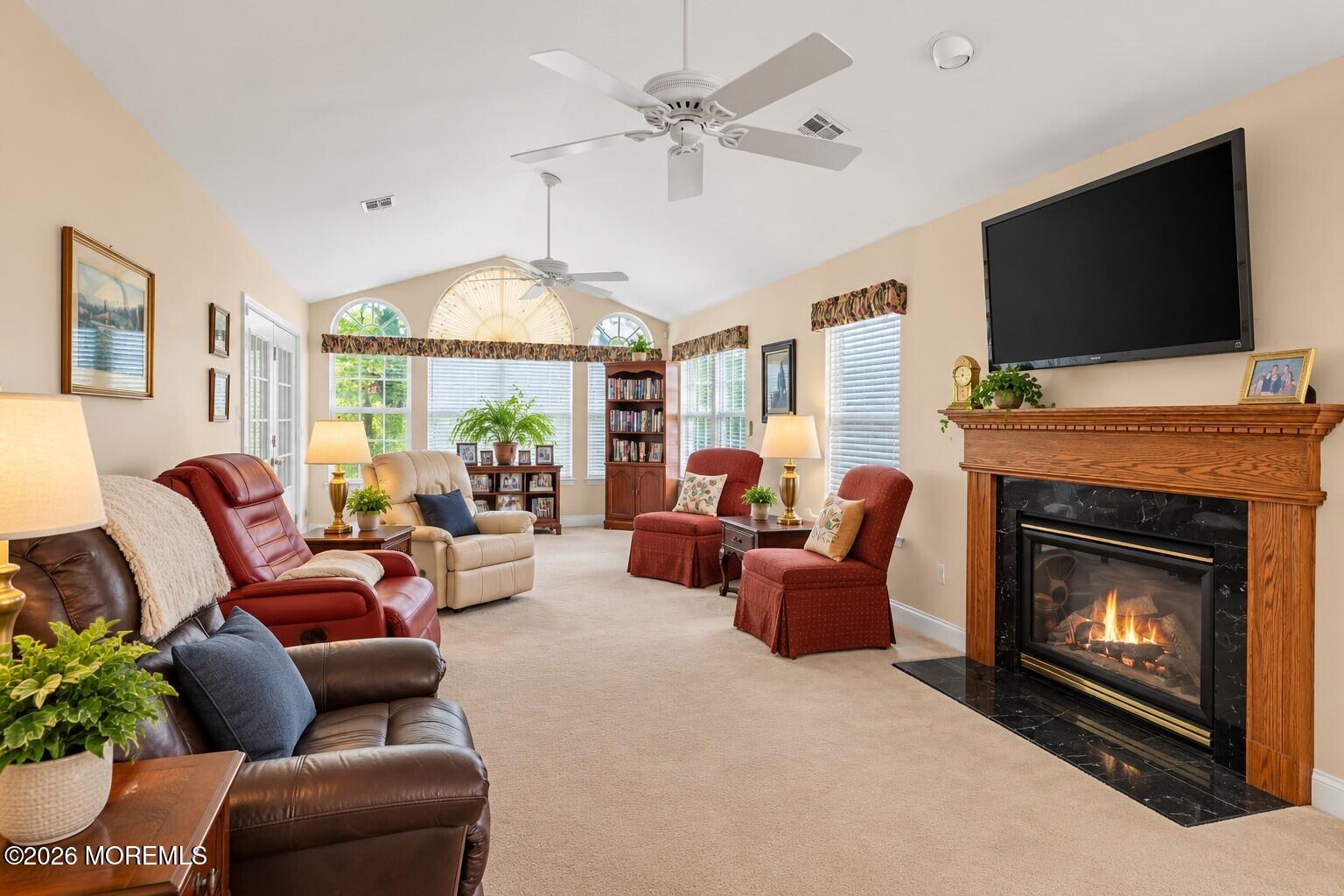 87 Skyline Dr, Lakewood, NJ 08701 photo