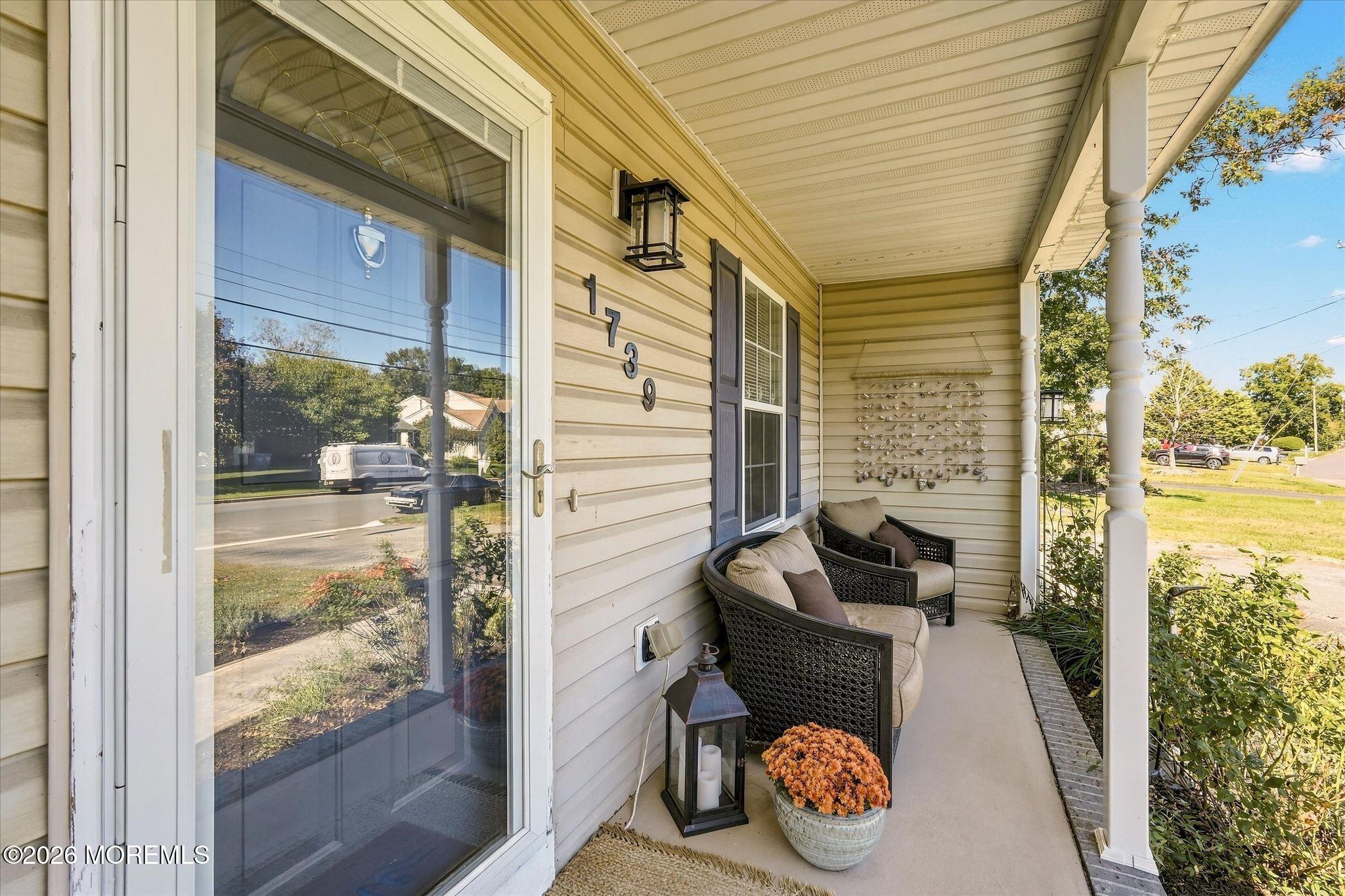 1739 Breakers Dr, Manahawkin, NJ 08050 photo