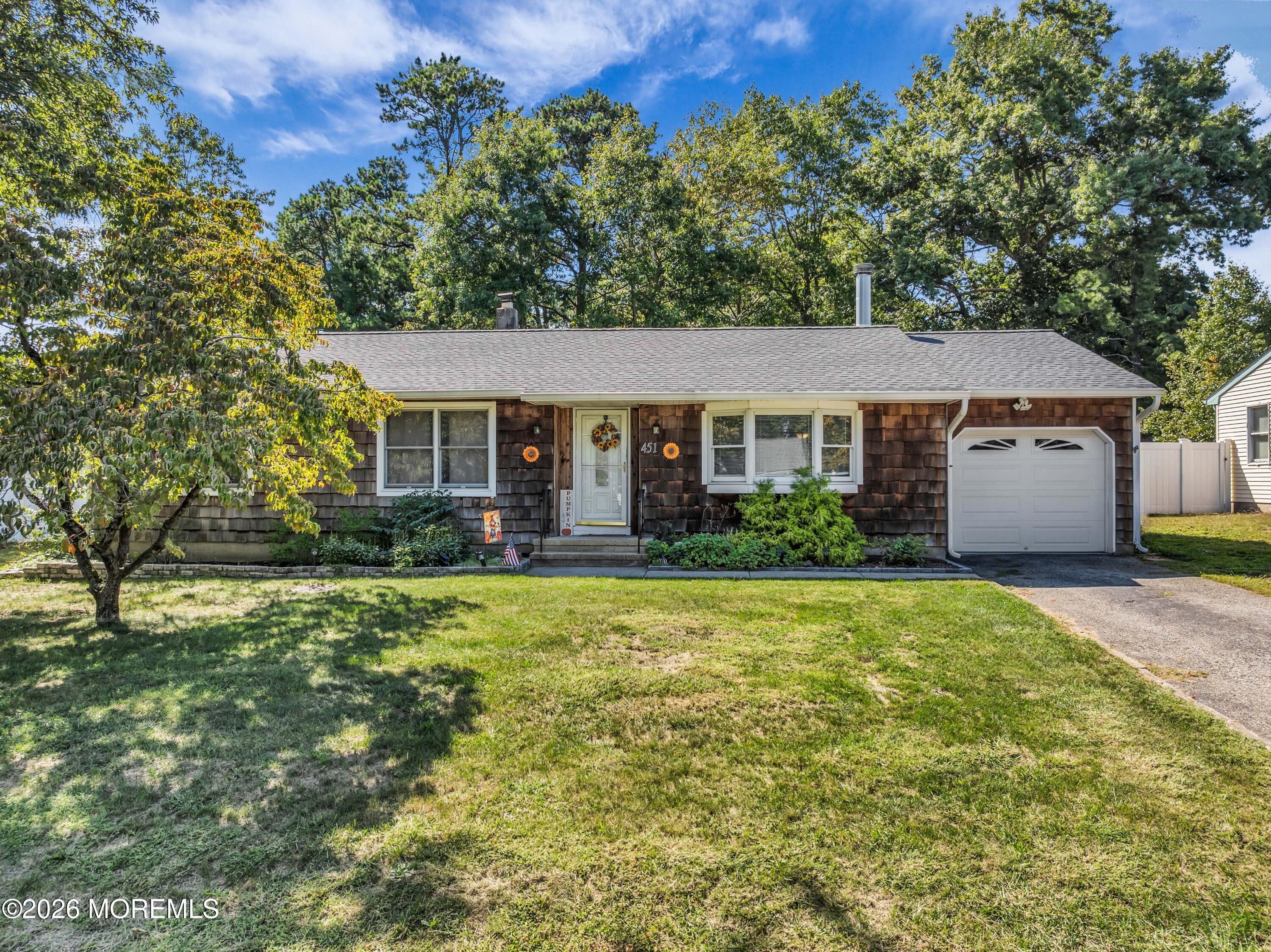 451 Beacon St, Toms River, NJ 08757
