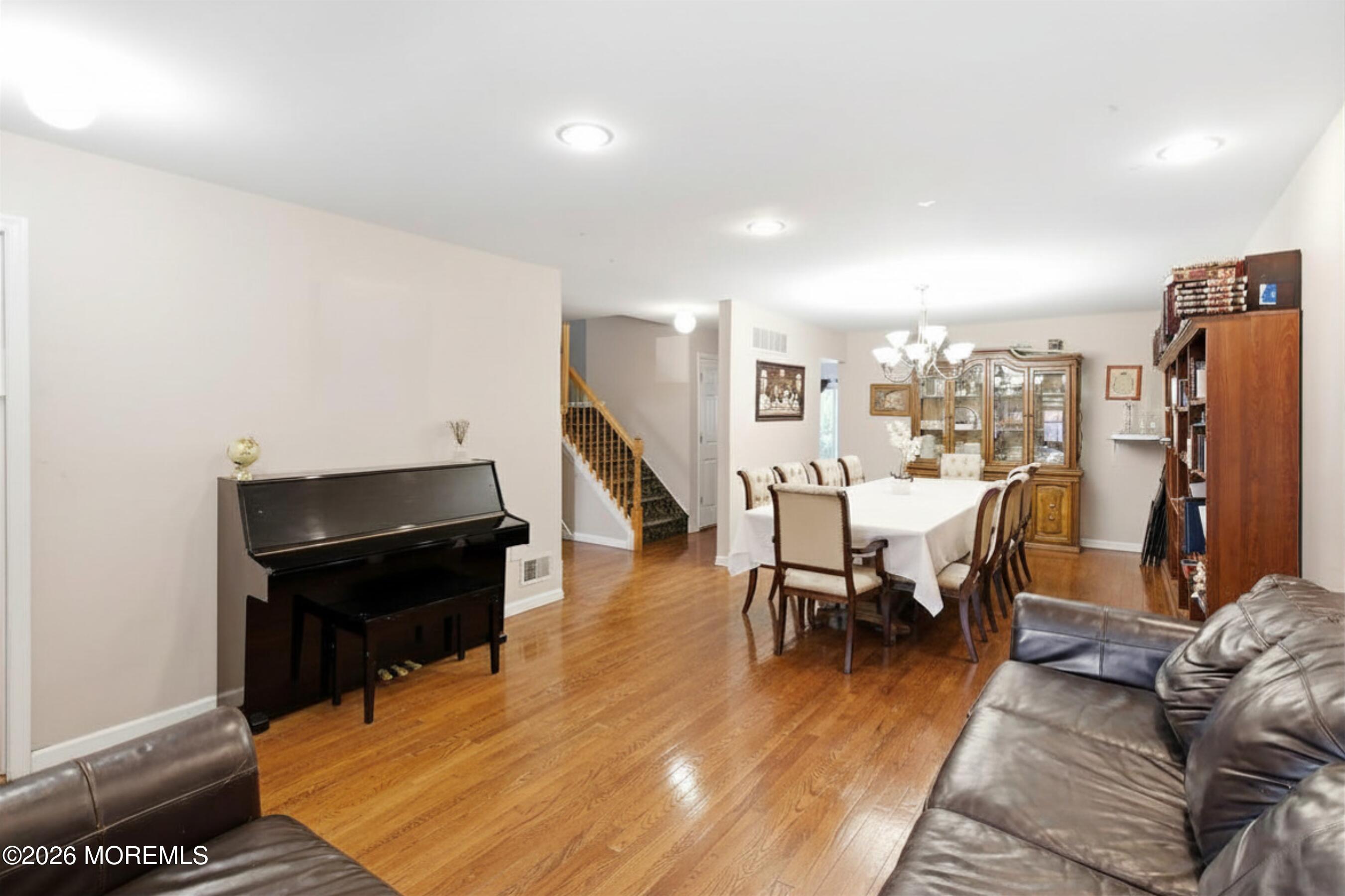 21 Kingsfield Dr, Lakewood, NJ 08701 photo