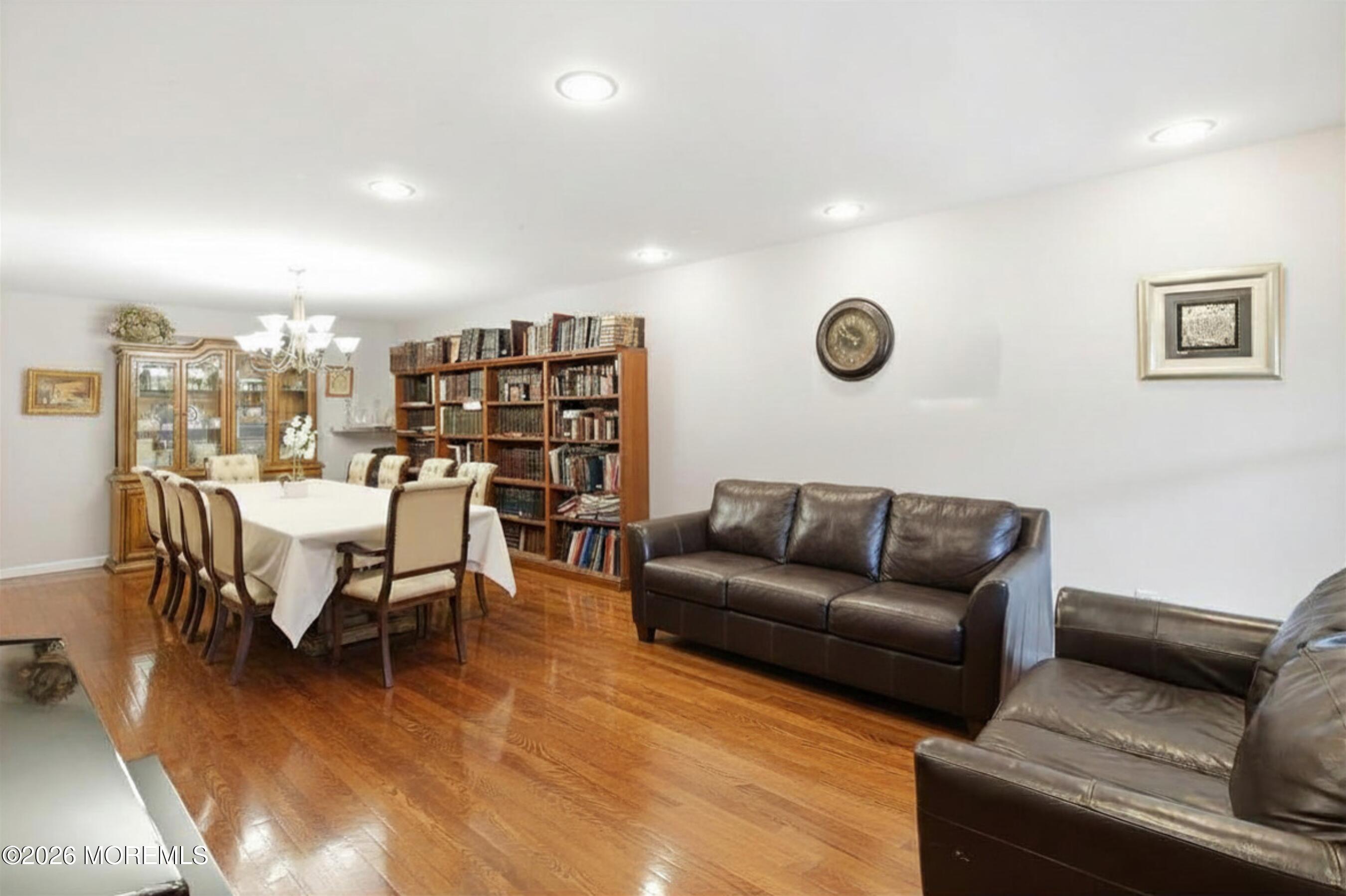 21 Kingsfield Dr, Lakewood, NJ 08701 photo