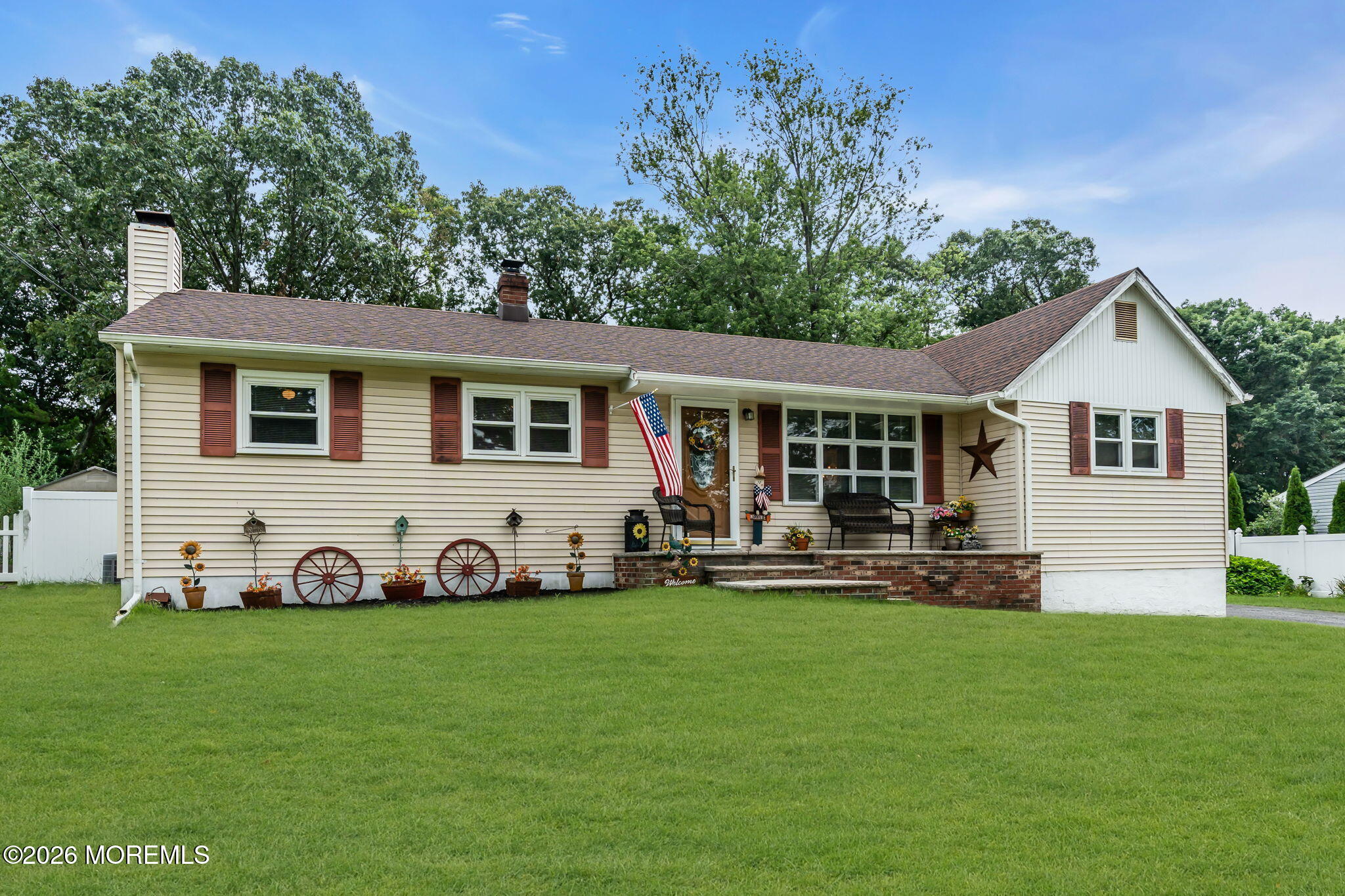 44 Lake Dr, Howell, NJ 07731 photo