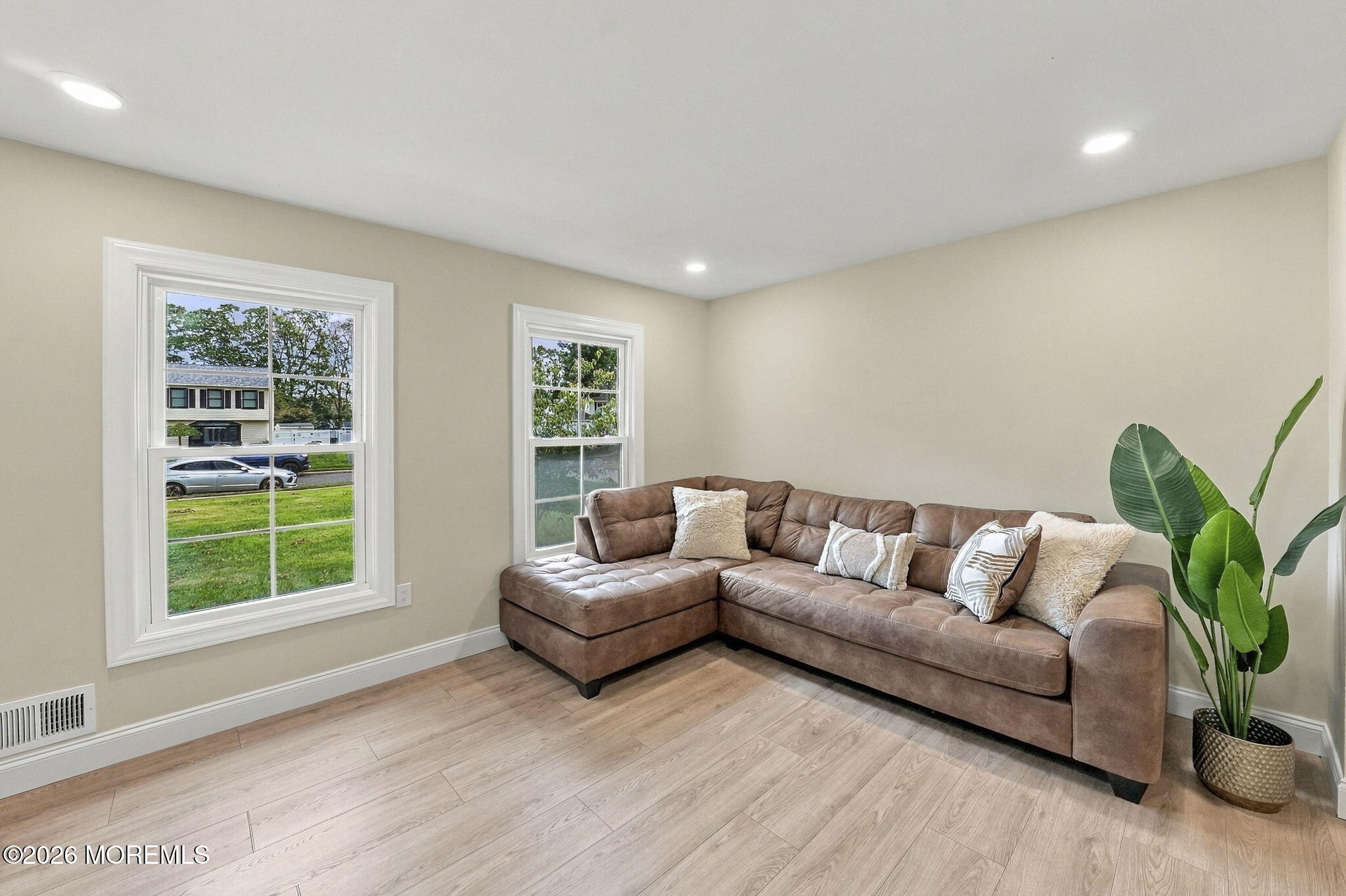 510 Pheasant Ln, Toms River, NJ 08753 photo
