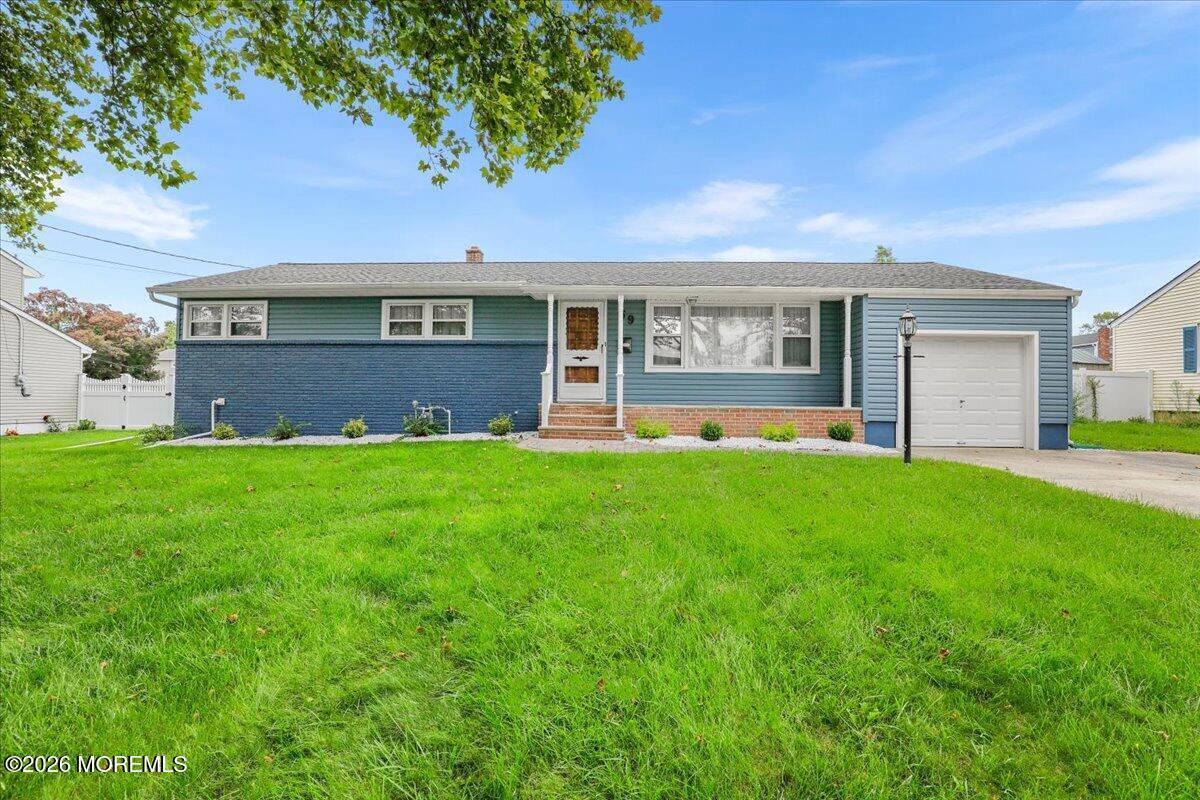 59 Euretta Ave, Freehold, NJ 07728