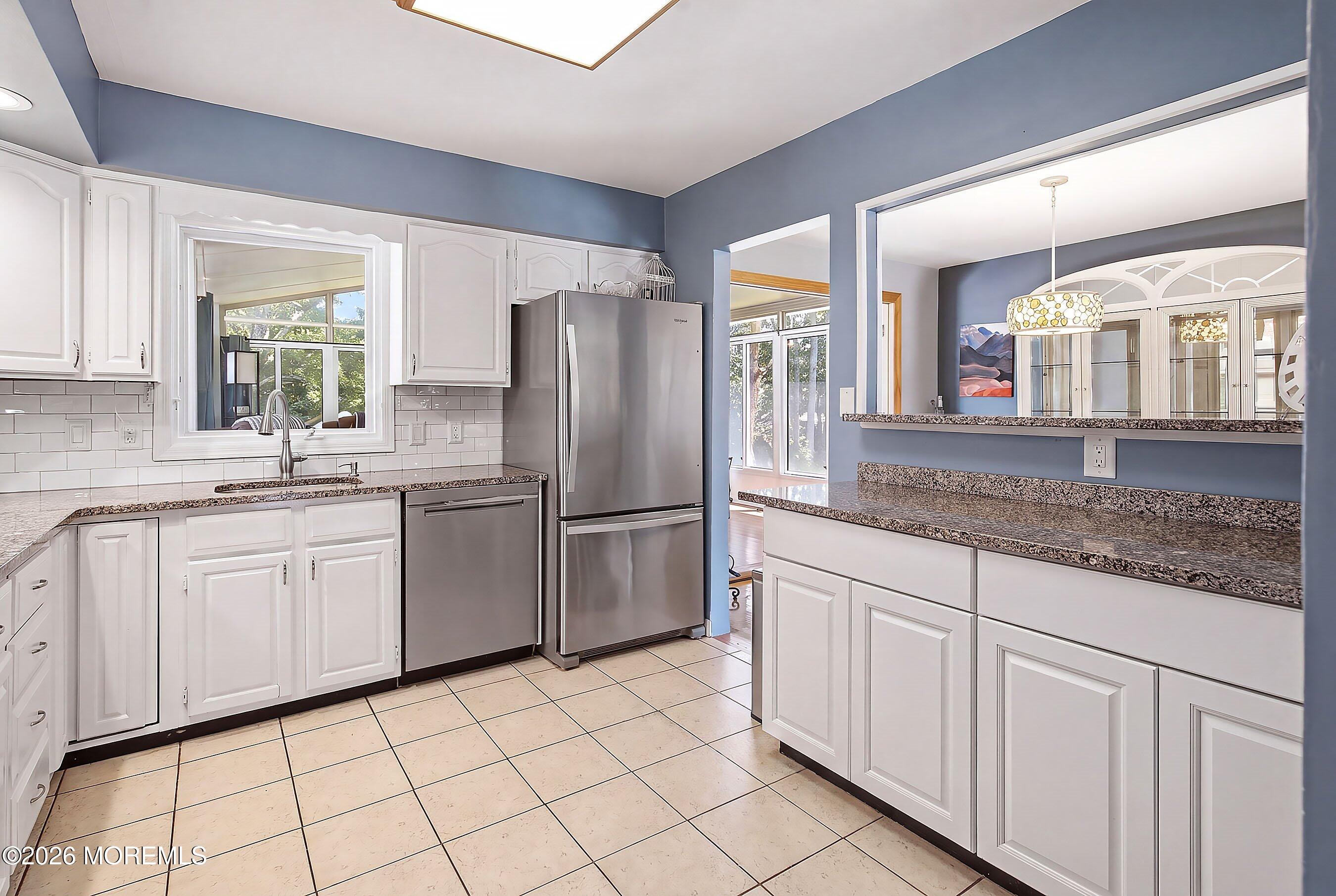 38 Brunswick Dr, Howell, NJ 07731 photo
