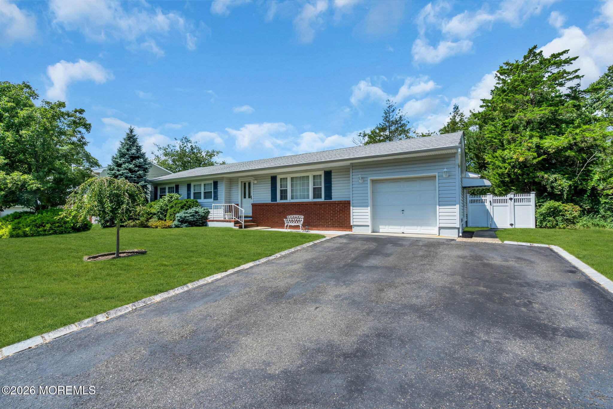 608 Preston St, Brick, NJ 08723 photo