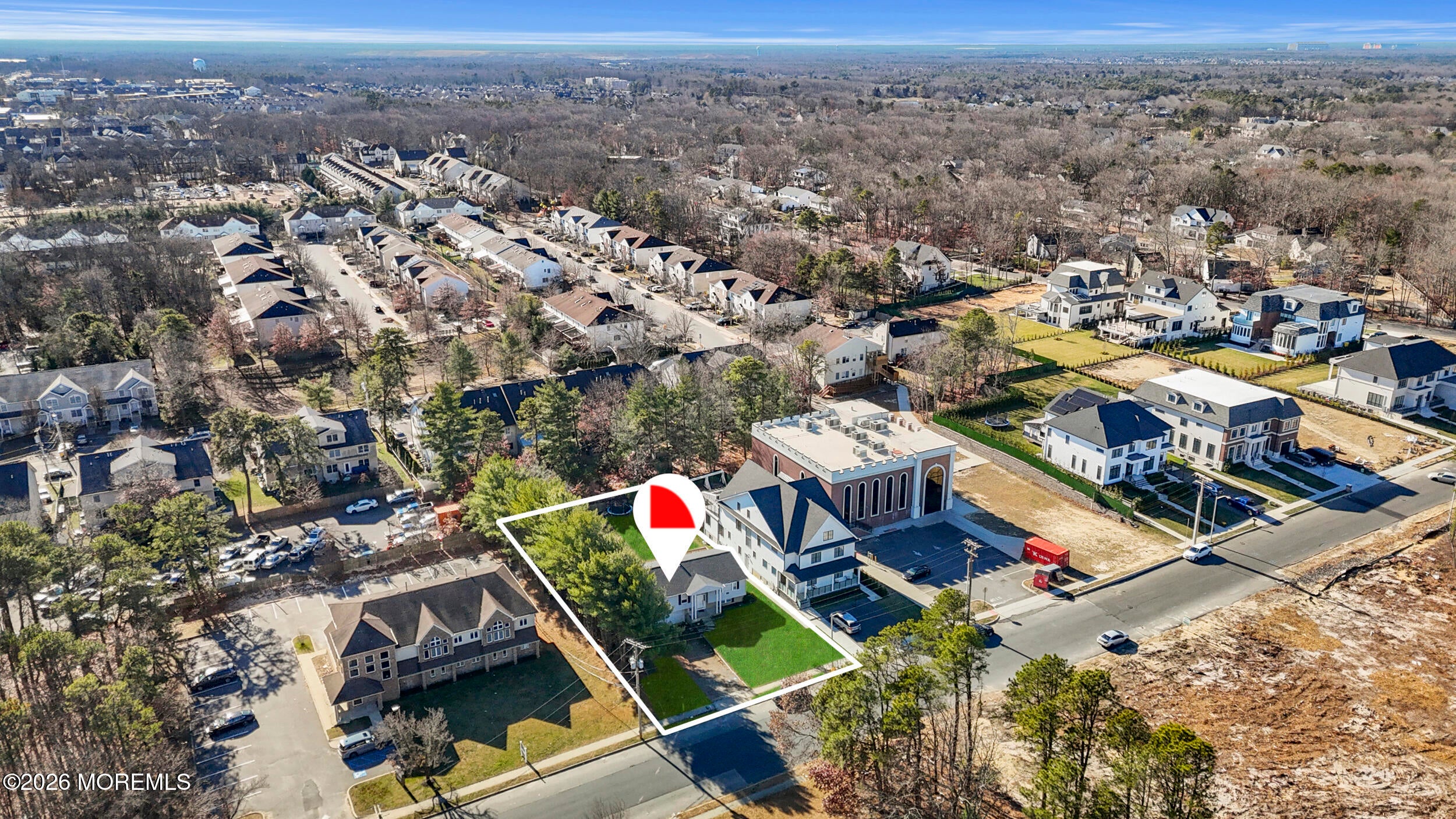 30 Pine Blvd, Lakewood, NJ 08701 photo