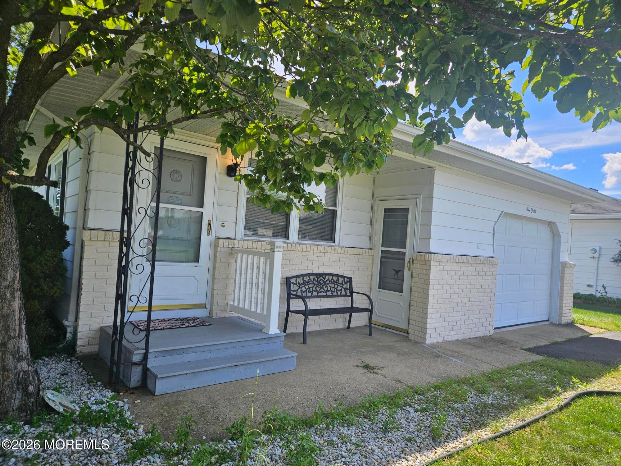 506 Saint Thomas Dr, Toms River, NJ 08757