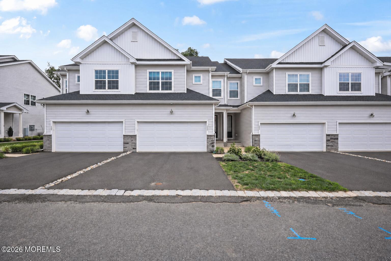 602 Pilot St, Marlboro, NJ 07746 photo