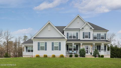 Single Family Residence in Jackson NJ 10 Colliers Court.jpg